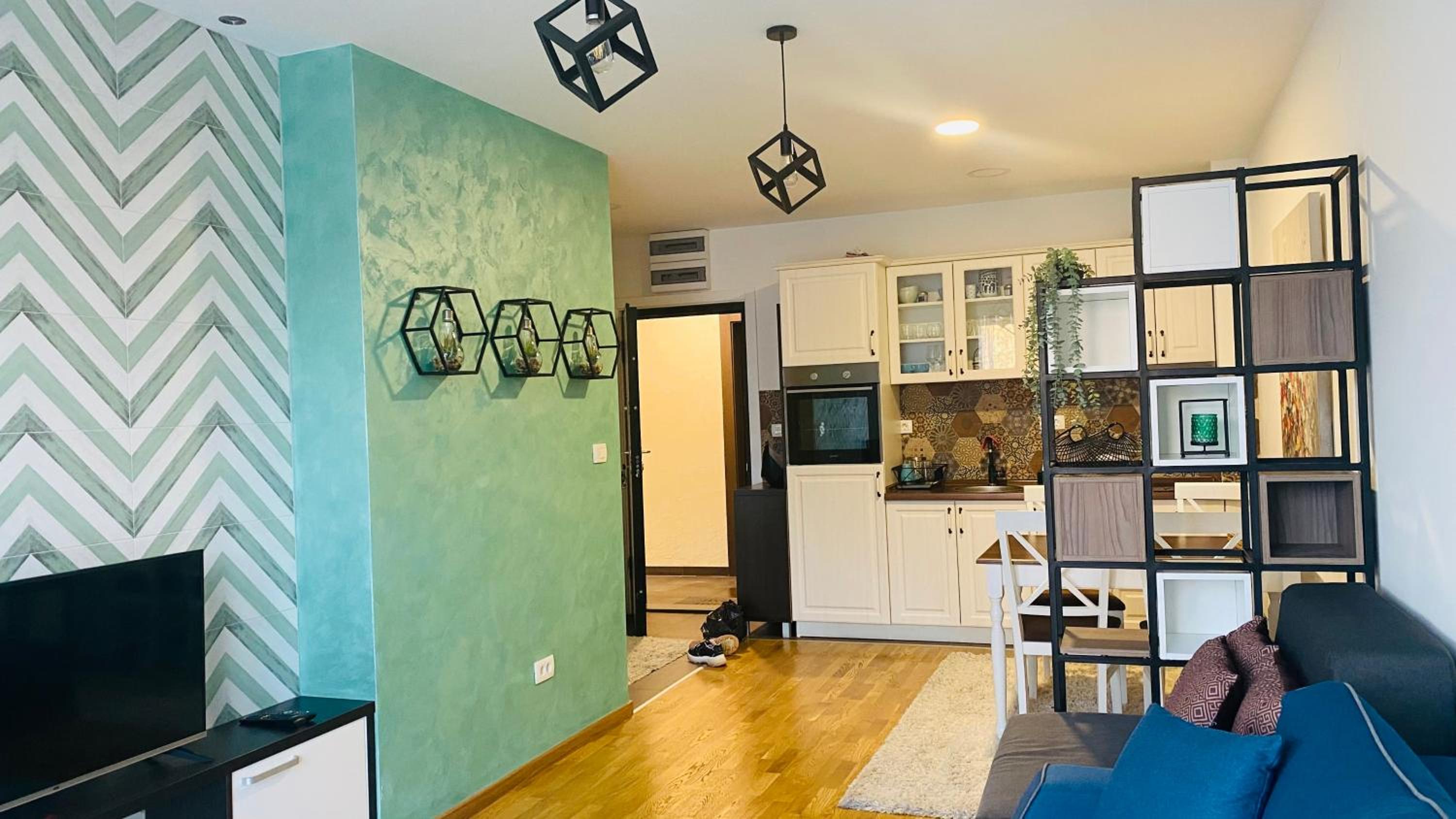 Matea Center Lux view 3