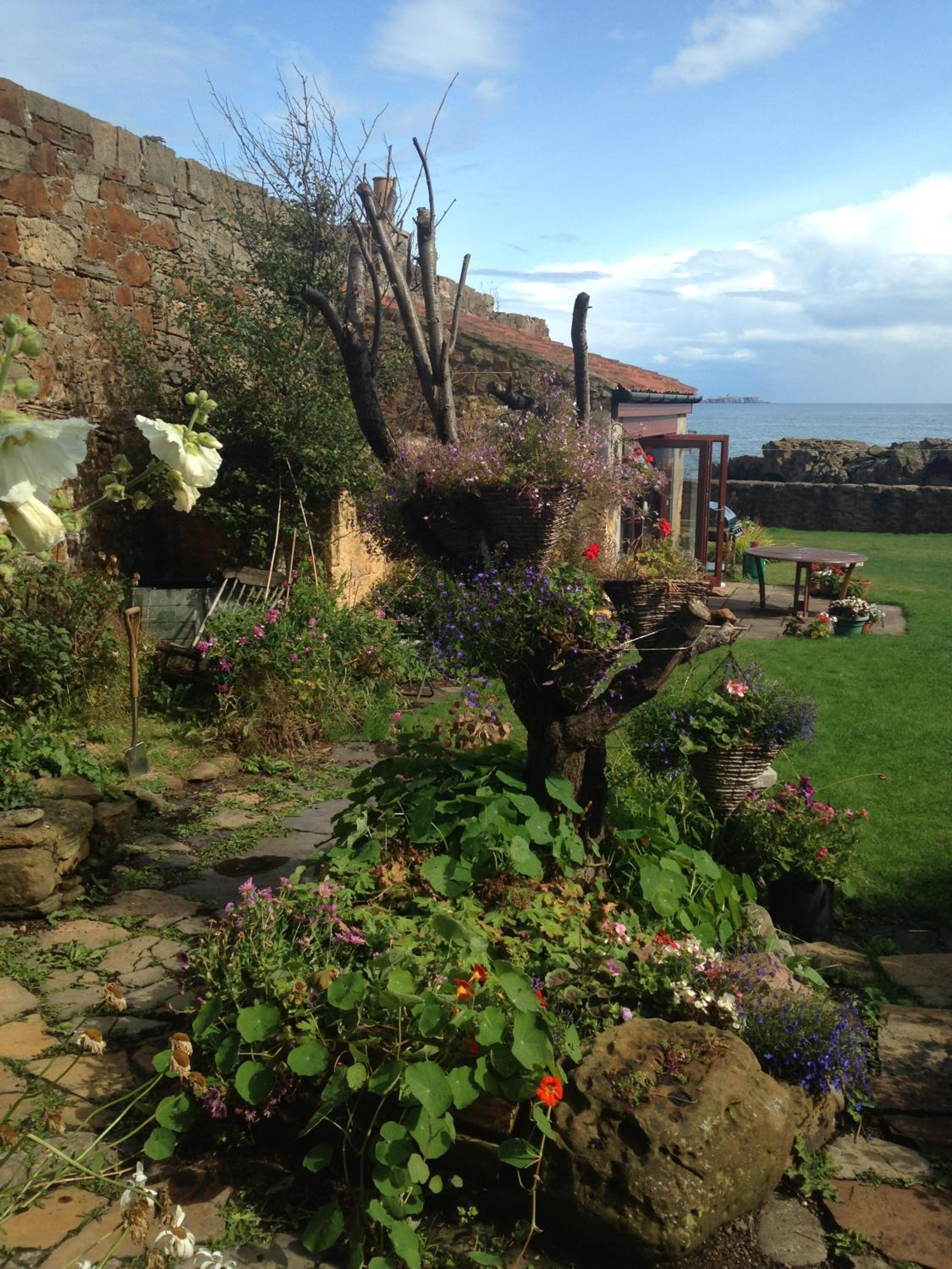 Belstane House