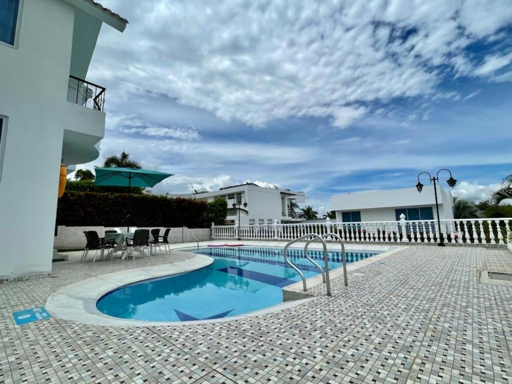 ESPECTACULAR Casa Quinta en Melgar