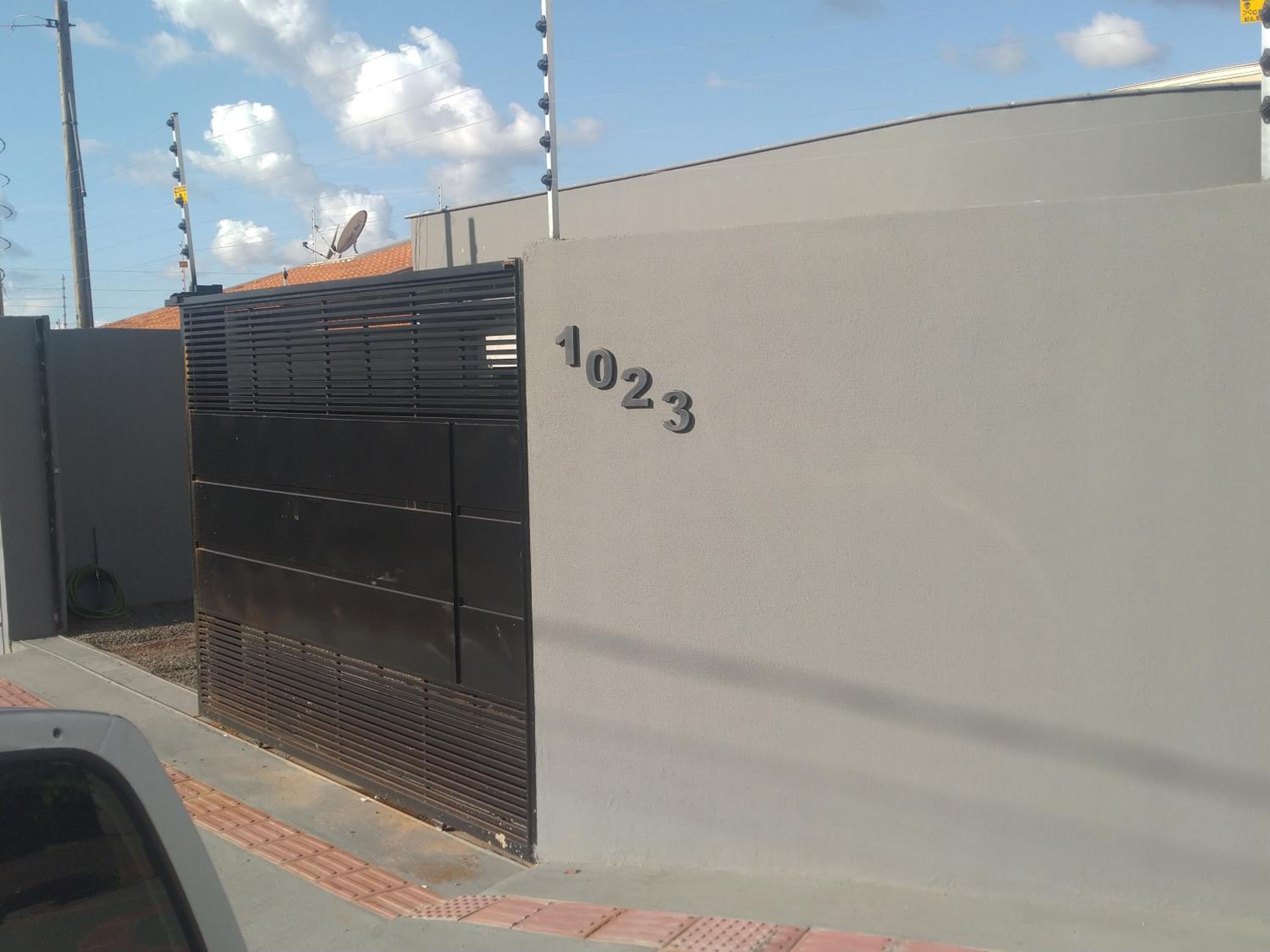 Kitnets bem localizada, próx ao autódromo!