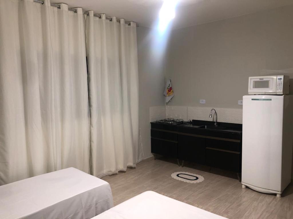 Kitnets bem localizada, próx ao autódromo!