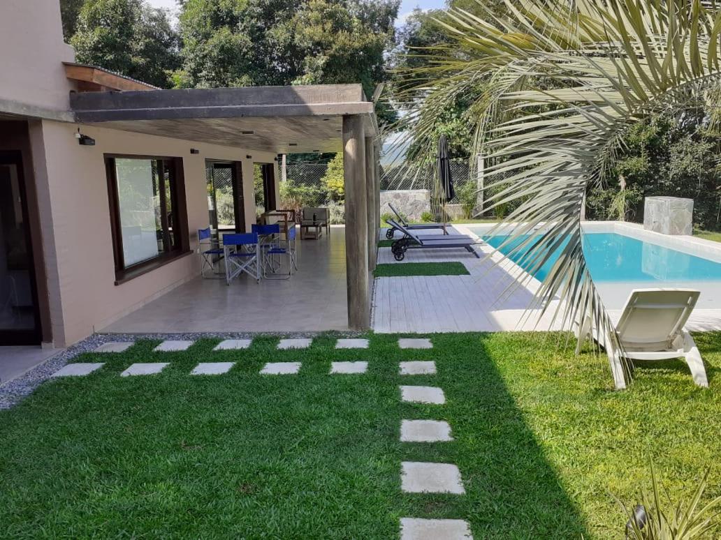 Hermosa casa con pileta asador patio de fuego