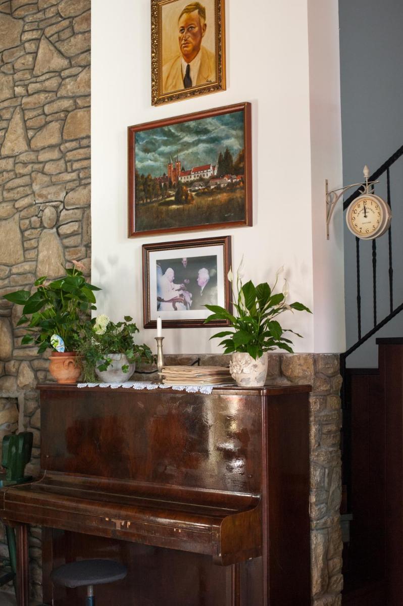 Piroska Villa
