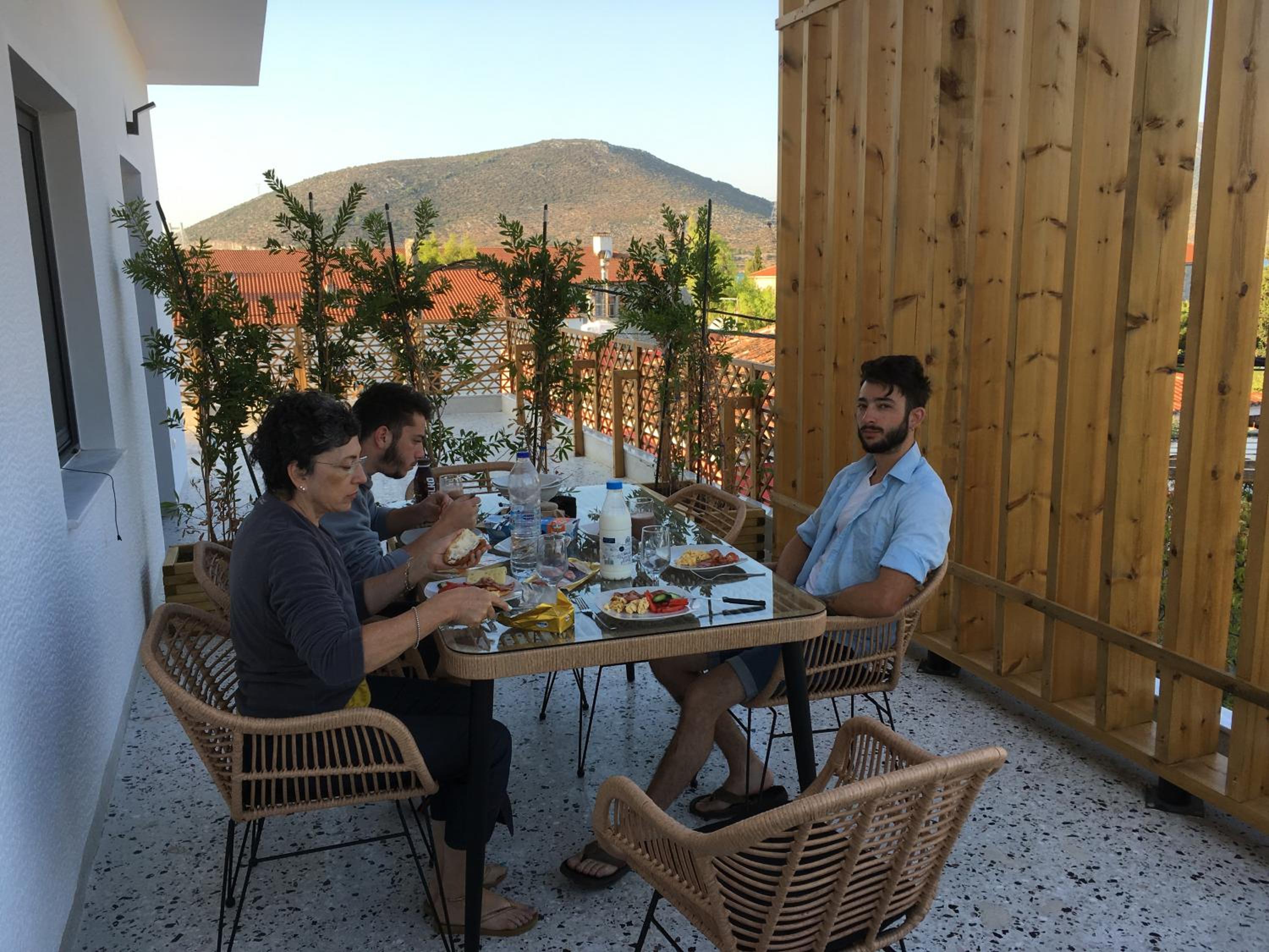 Aonia Luxurious Modern Boutique Apartments view 2