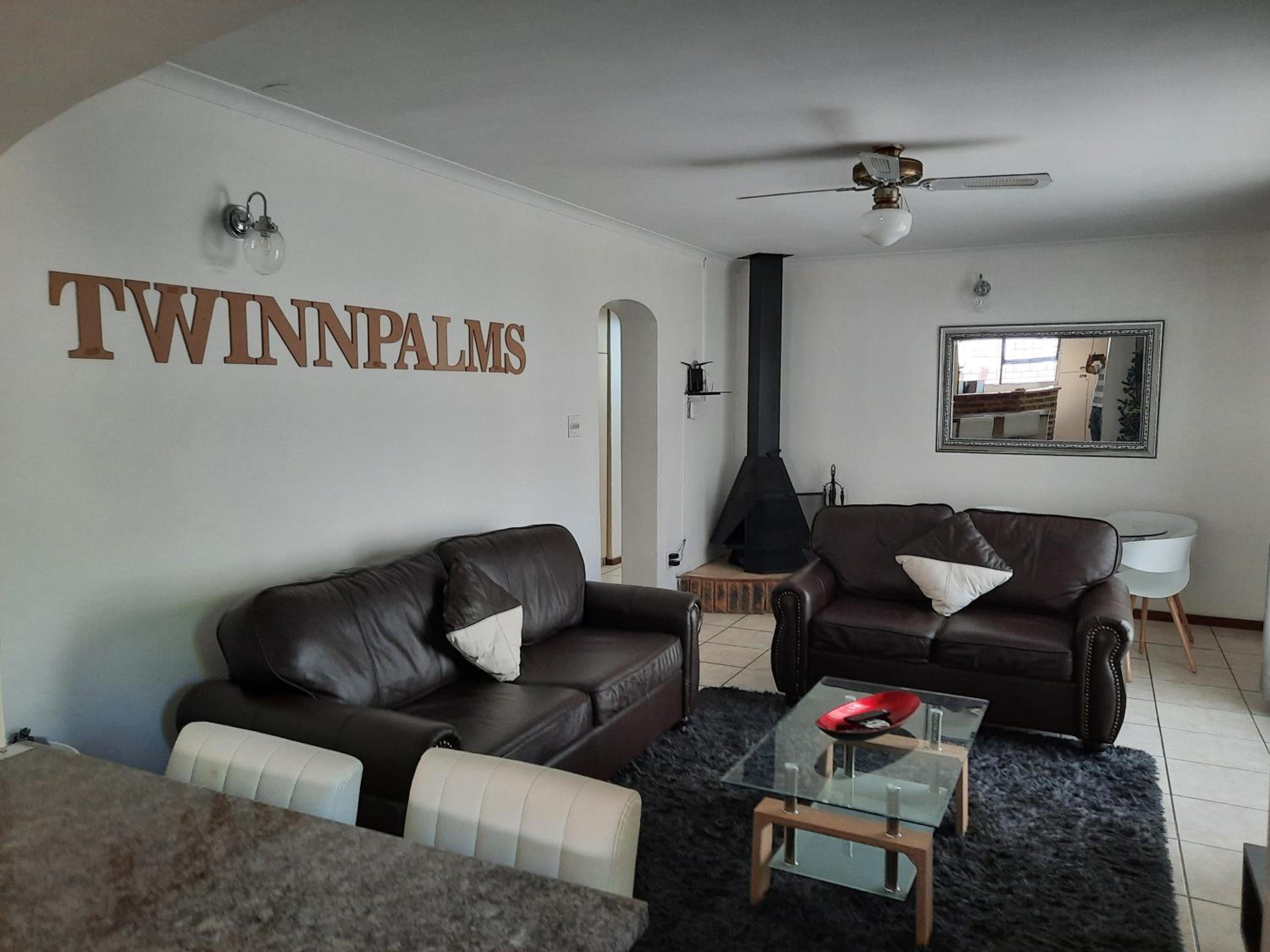 TwinnPalms Accommodation - Image 4