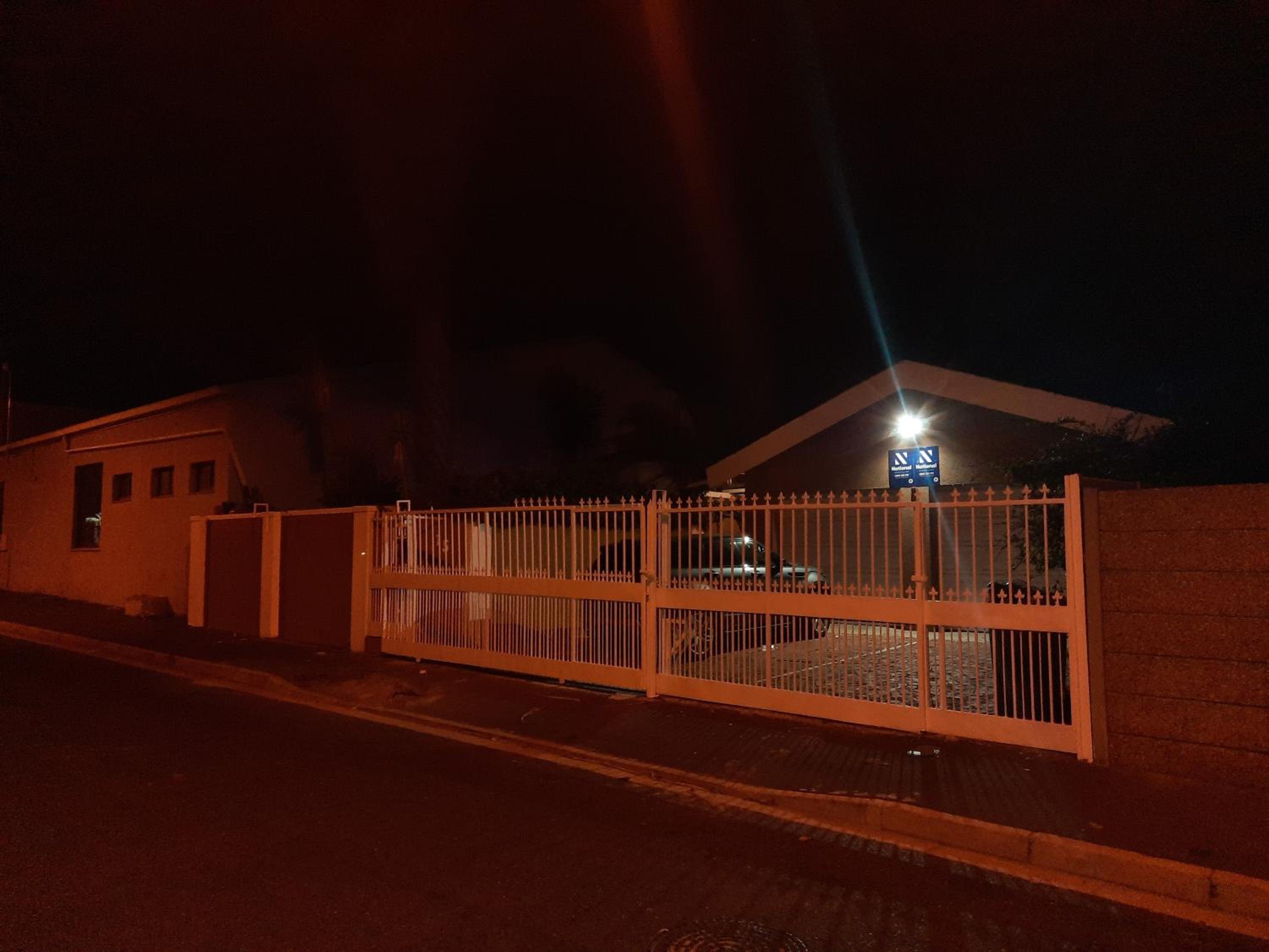 TwinnPalms Accommodation - Image 5
