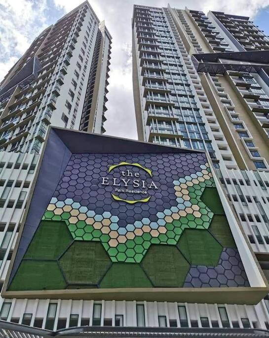 T1-2601 High floor Amazing View 3BR 8pax NETFLIX!!LegolandGleneagles By STAY photo 7