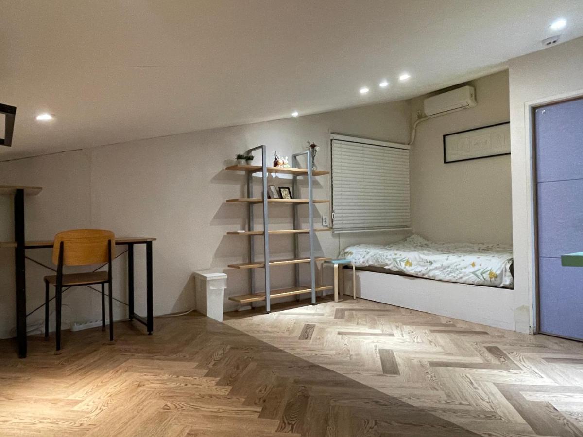 SISnBRO Guesthouse
