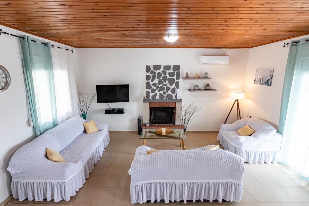 Hotel Villa Vedema in Kisamos - Image 1