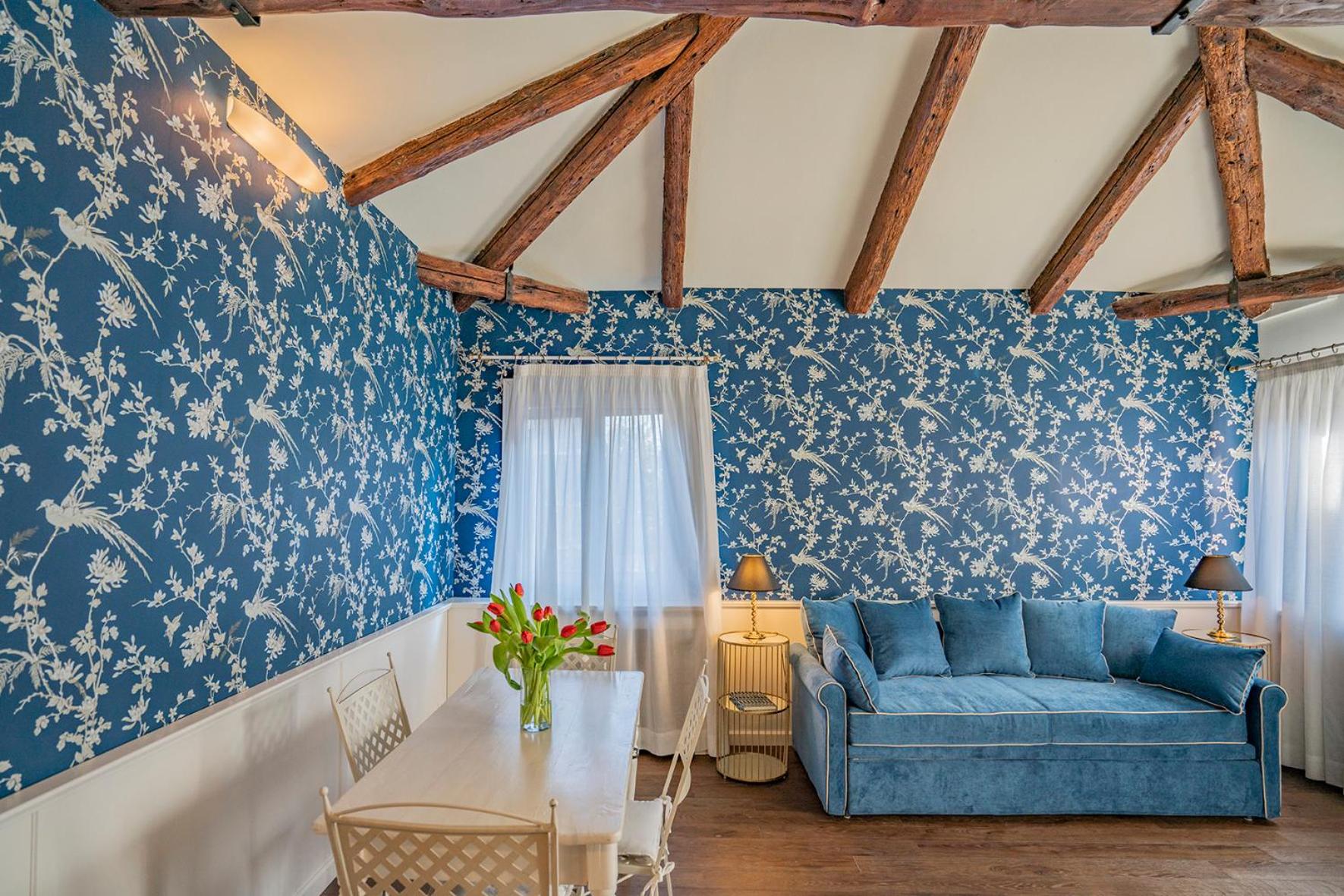 Lo Squero 3 Apartment with Balcony in Dorsoduro