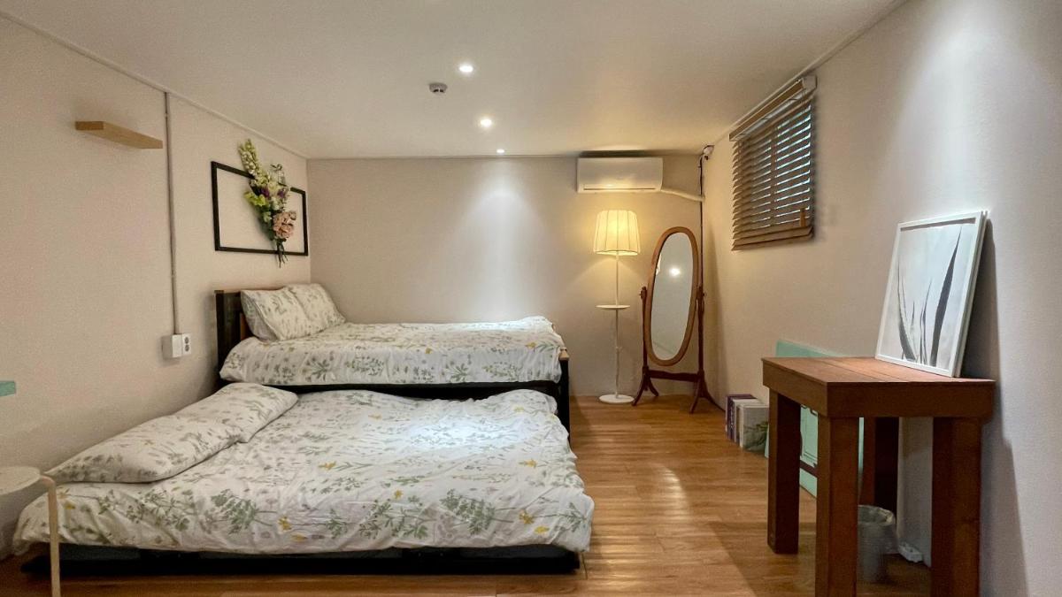SISnBRO Guesthouse