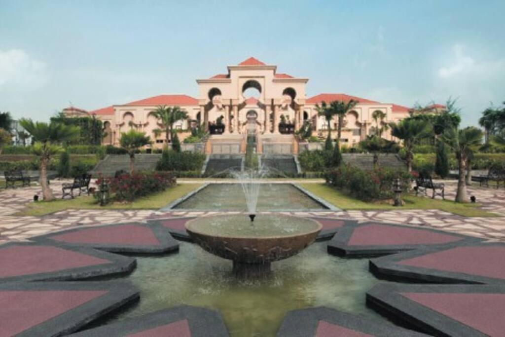 Bukit Indah 12pax Aeon Lego Wi-fi Netflix BySTAY