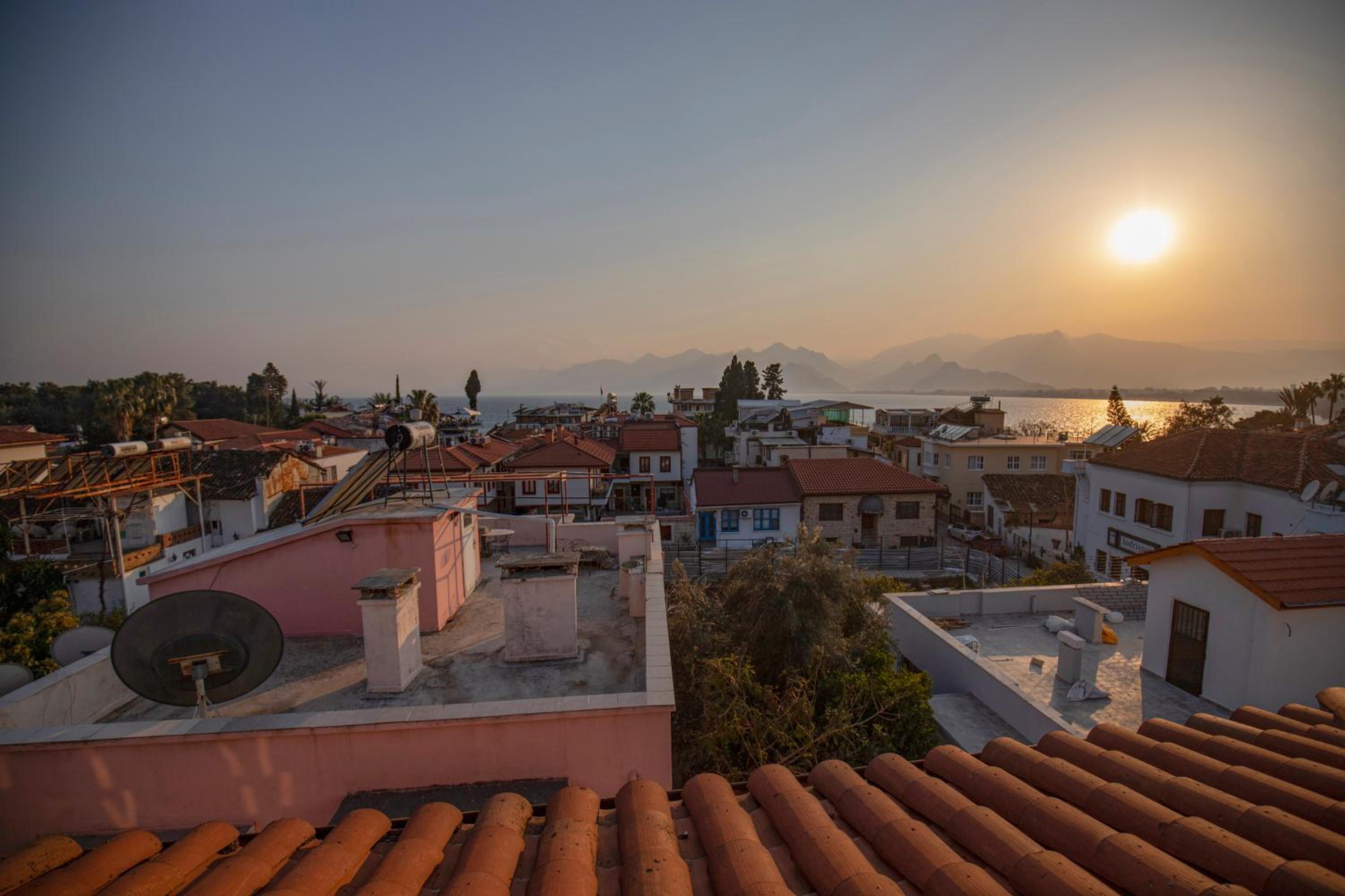 White Garden Hotel-Adult Only - Image 6