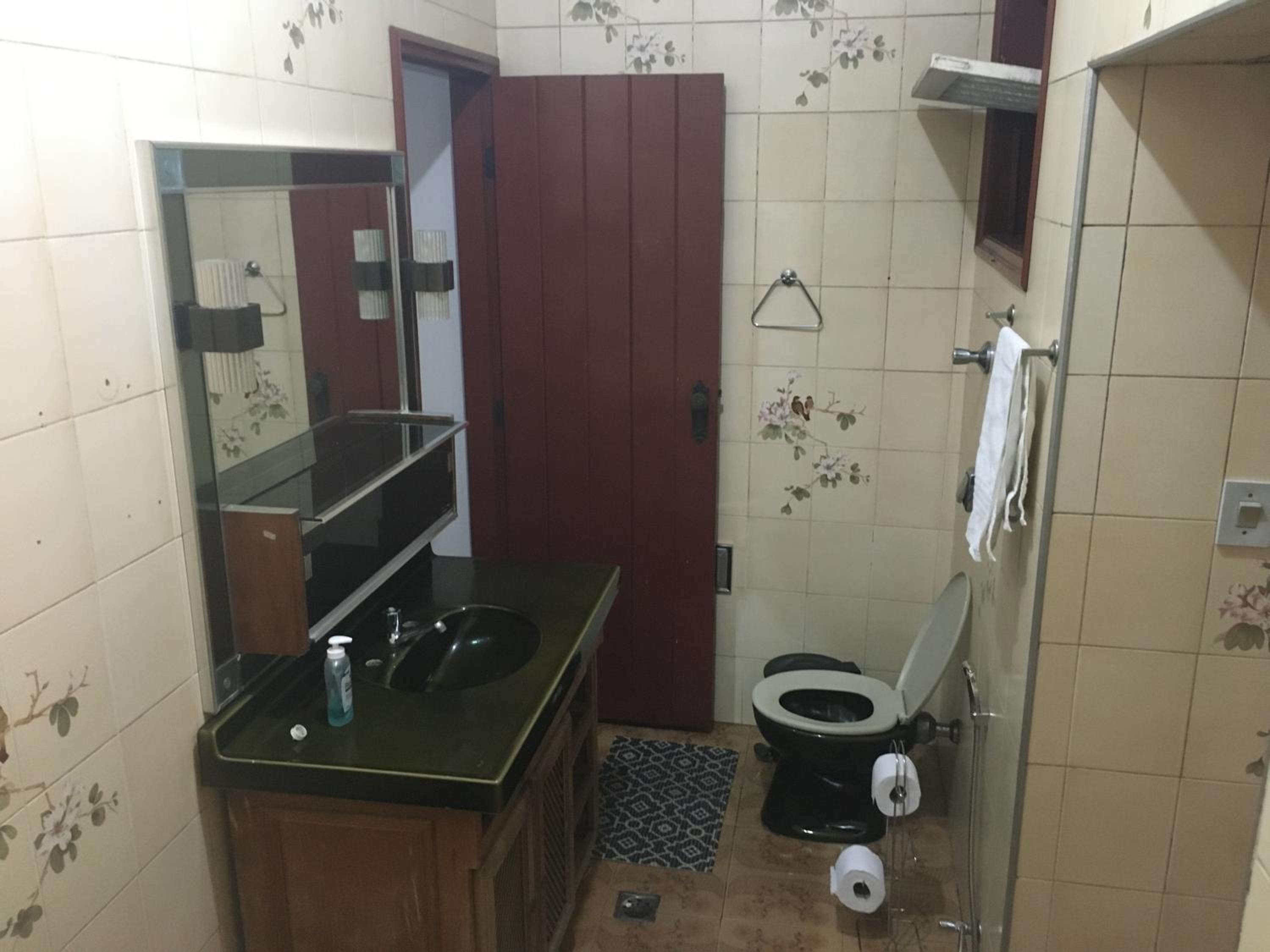 CASA RAIZ cama, café e prosa