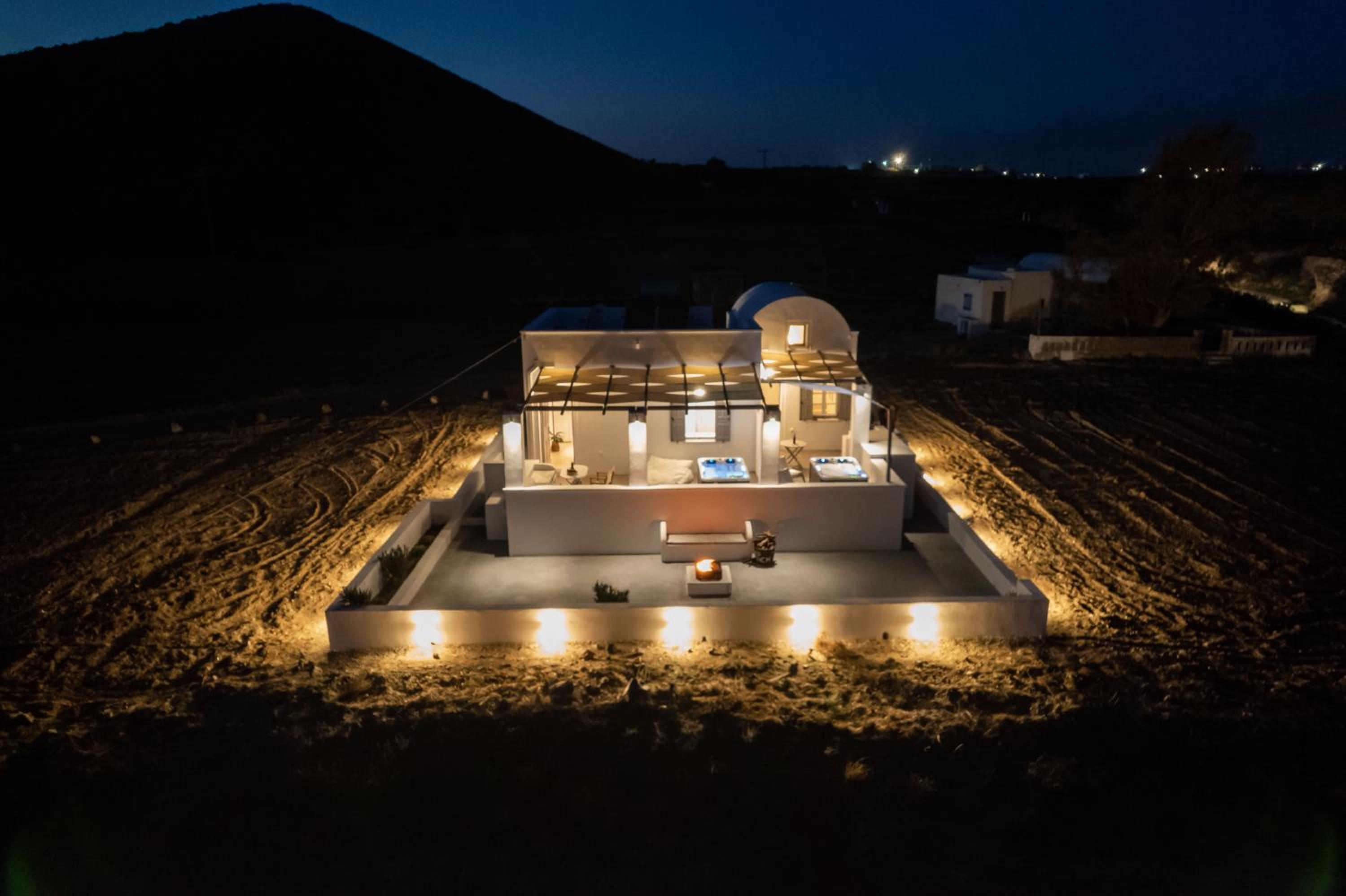 Red Beach Harmony suites Sotiria photo 1