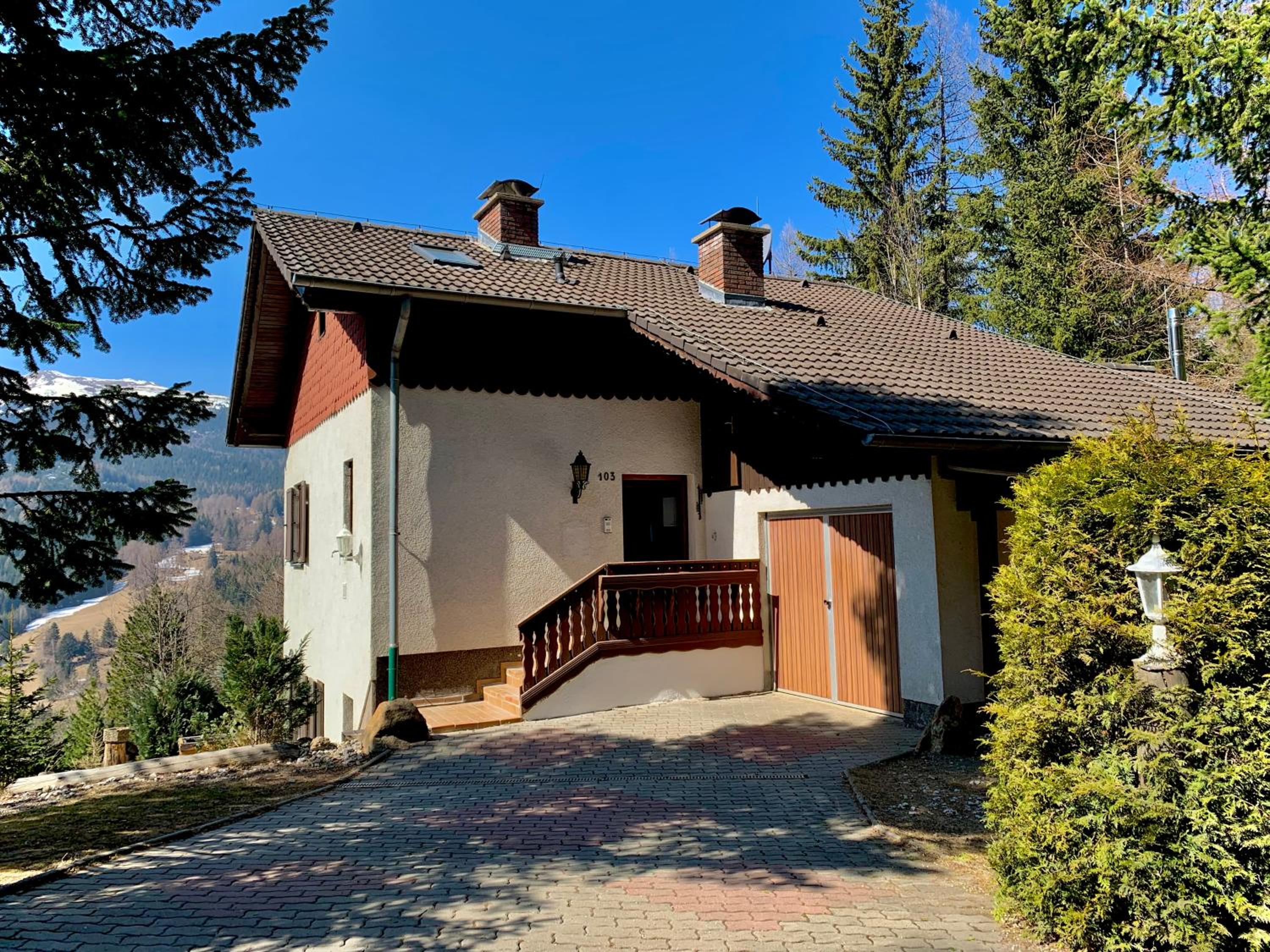 Ferienhaus mit Zirbitzblick