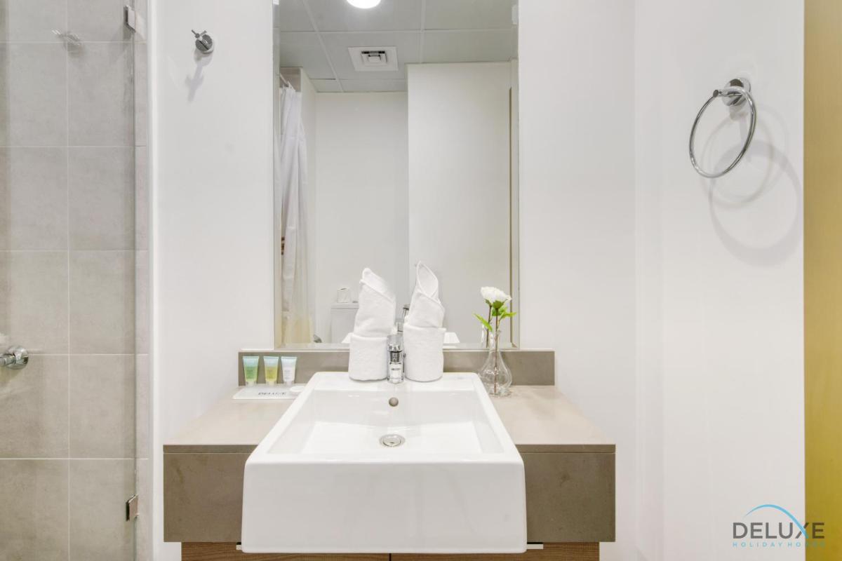 Cheerful 1BR at Bloom Tower B JVC By Deluxe Holiday Homes