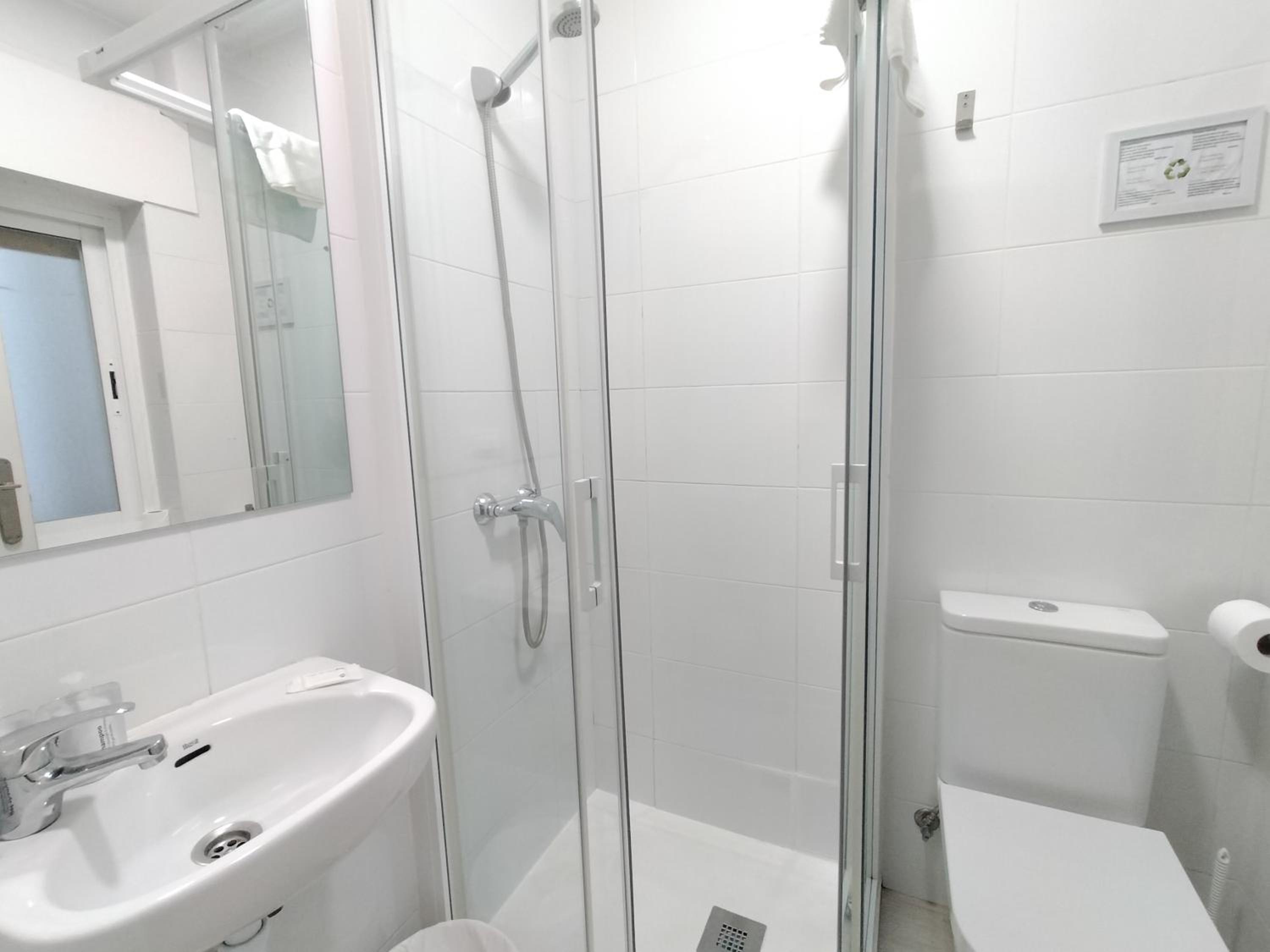 Hostal Albero by gaiarooms