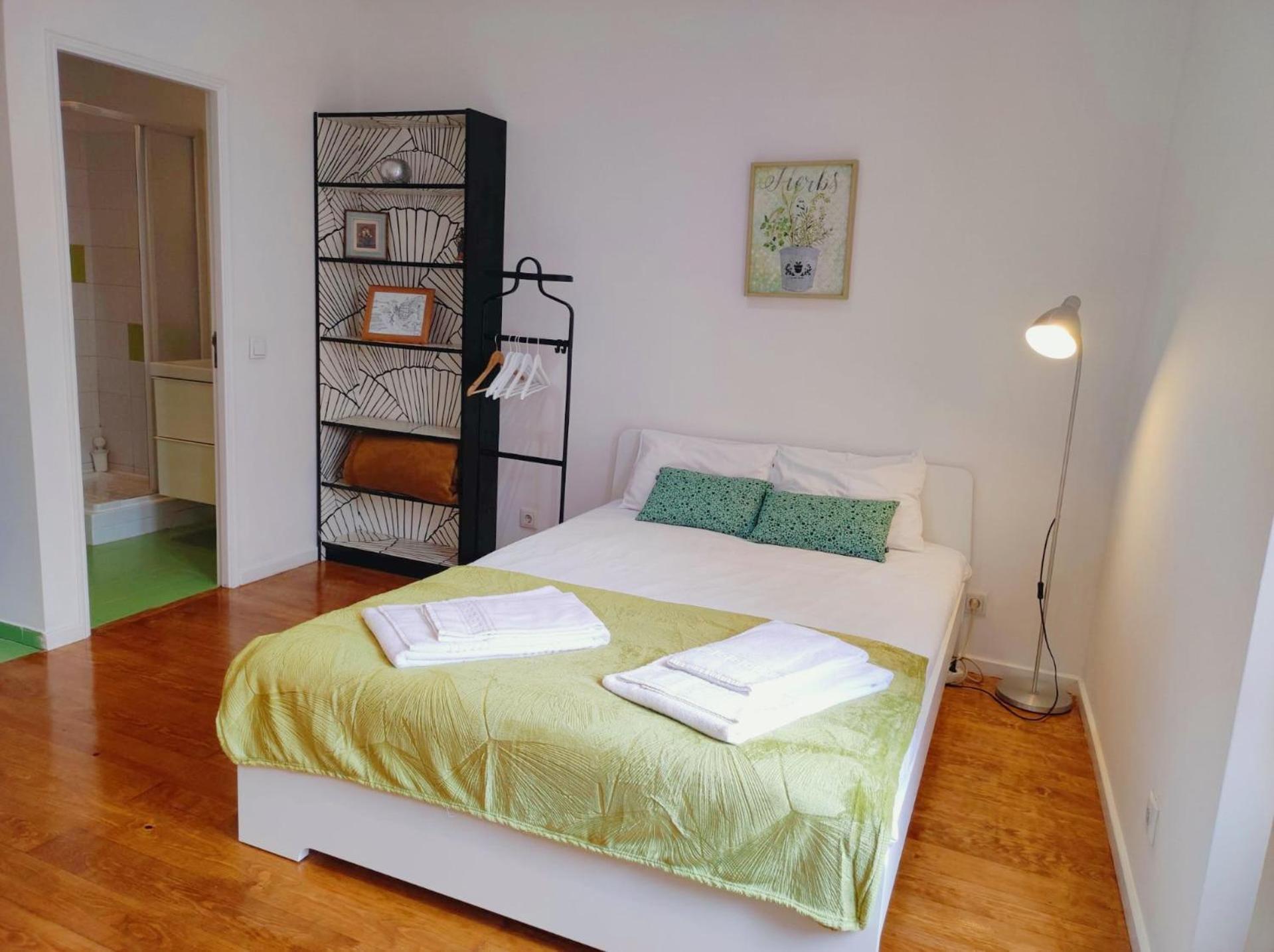 Eco Green Studio Apartment view 4