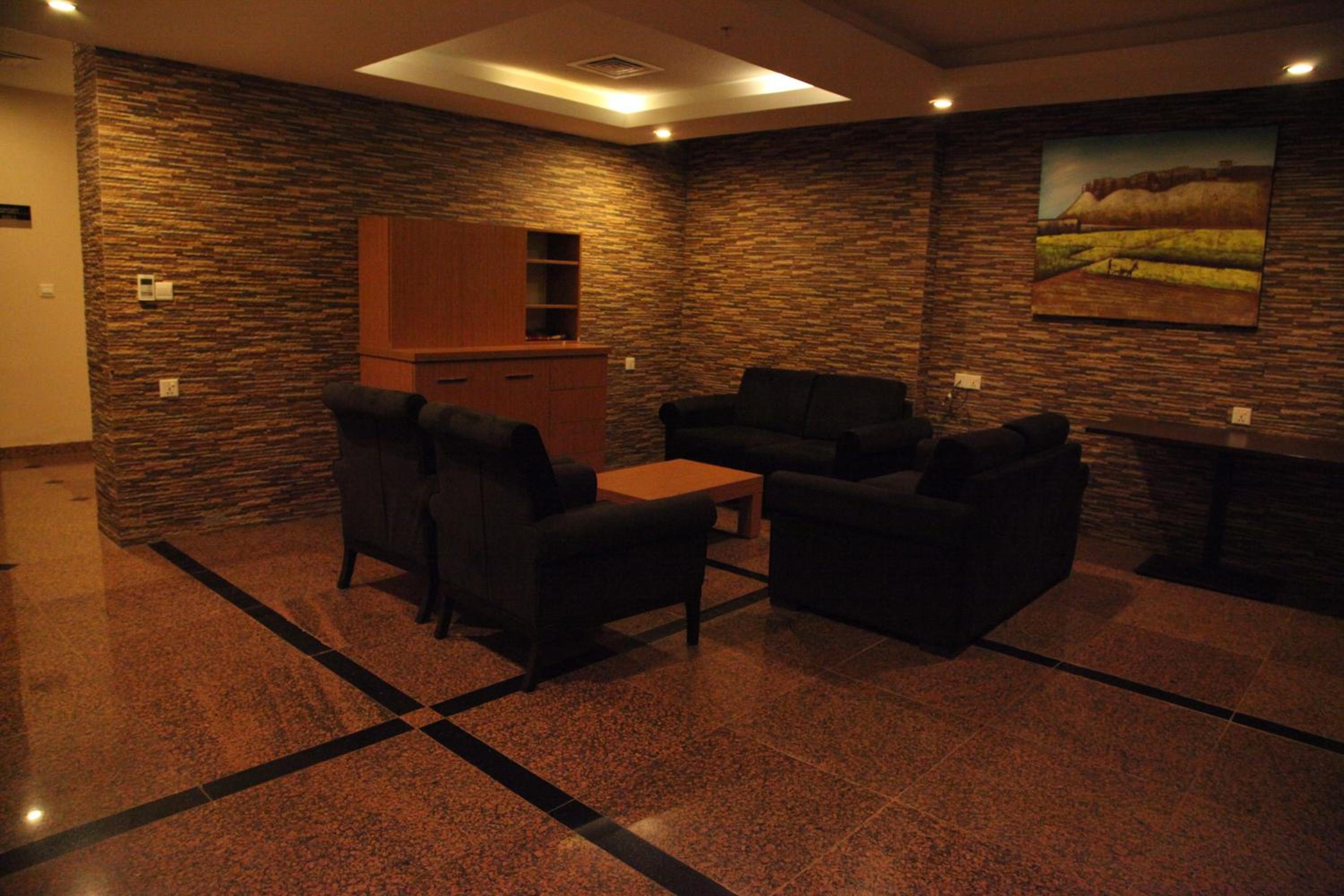 Photo 36