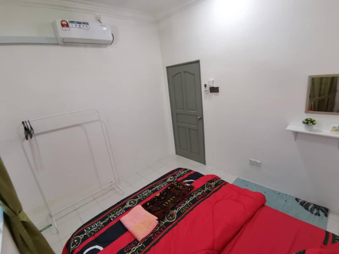 Nawra Homestay Besut - Free Wifi photo 4