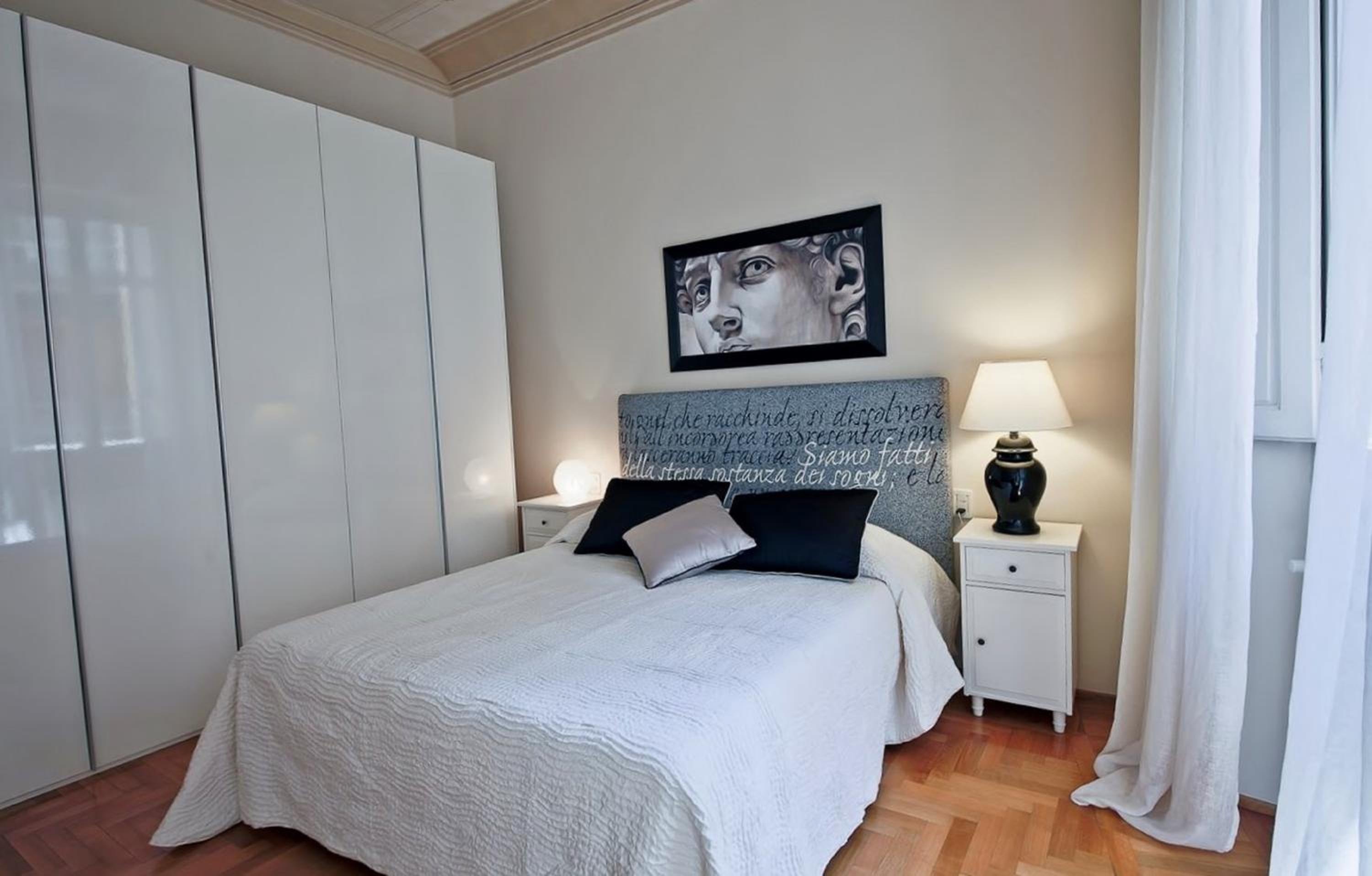 Apartments Florence - Ghibellina 96 photo 2