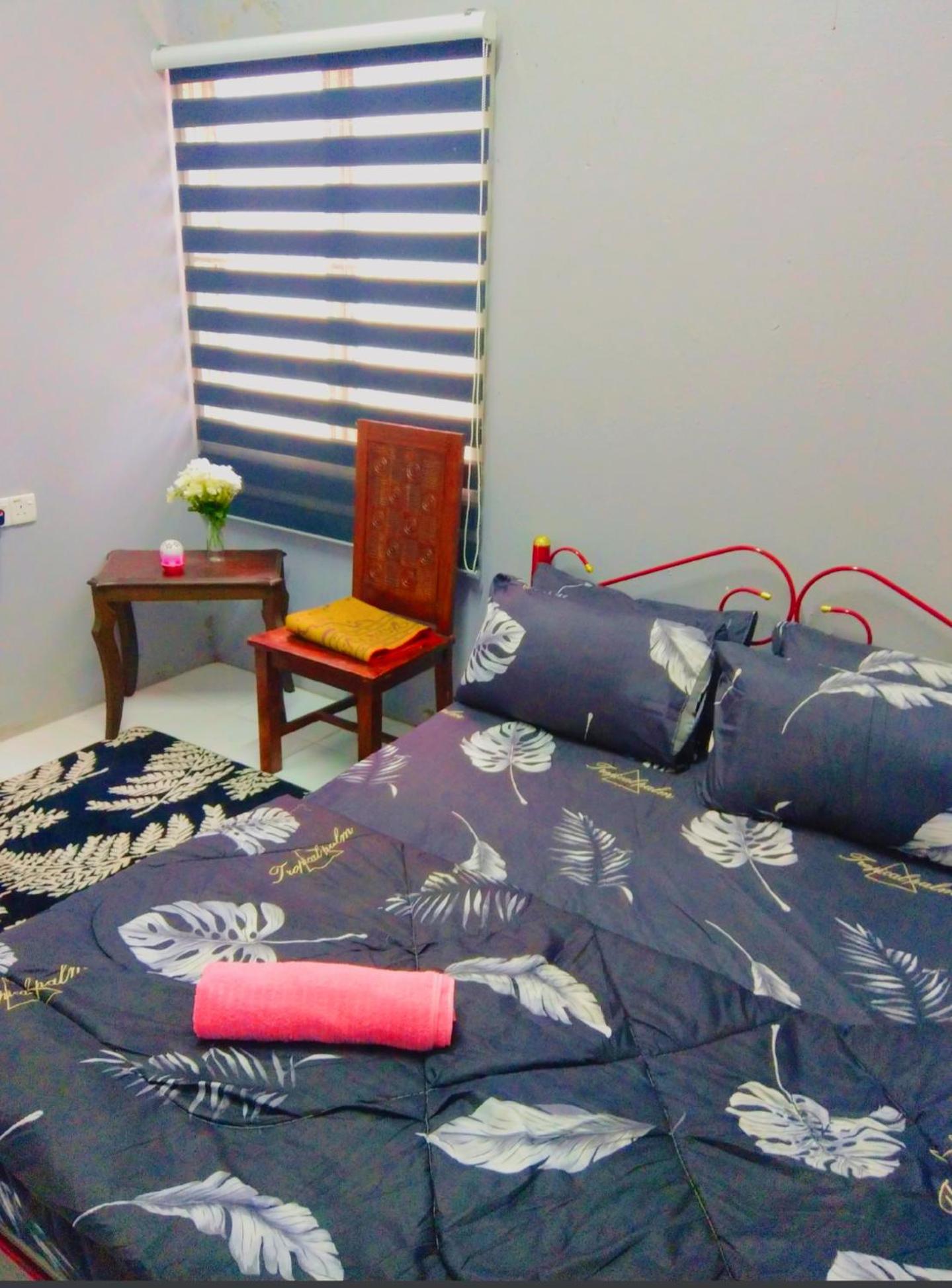 Azie Homestay photo 5