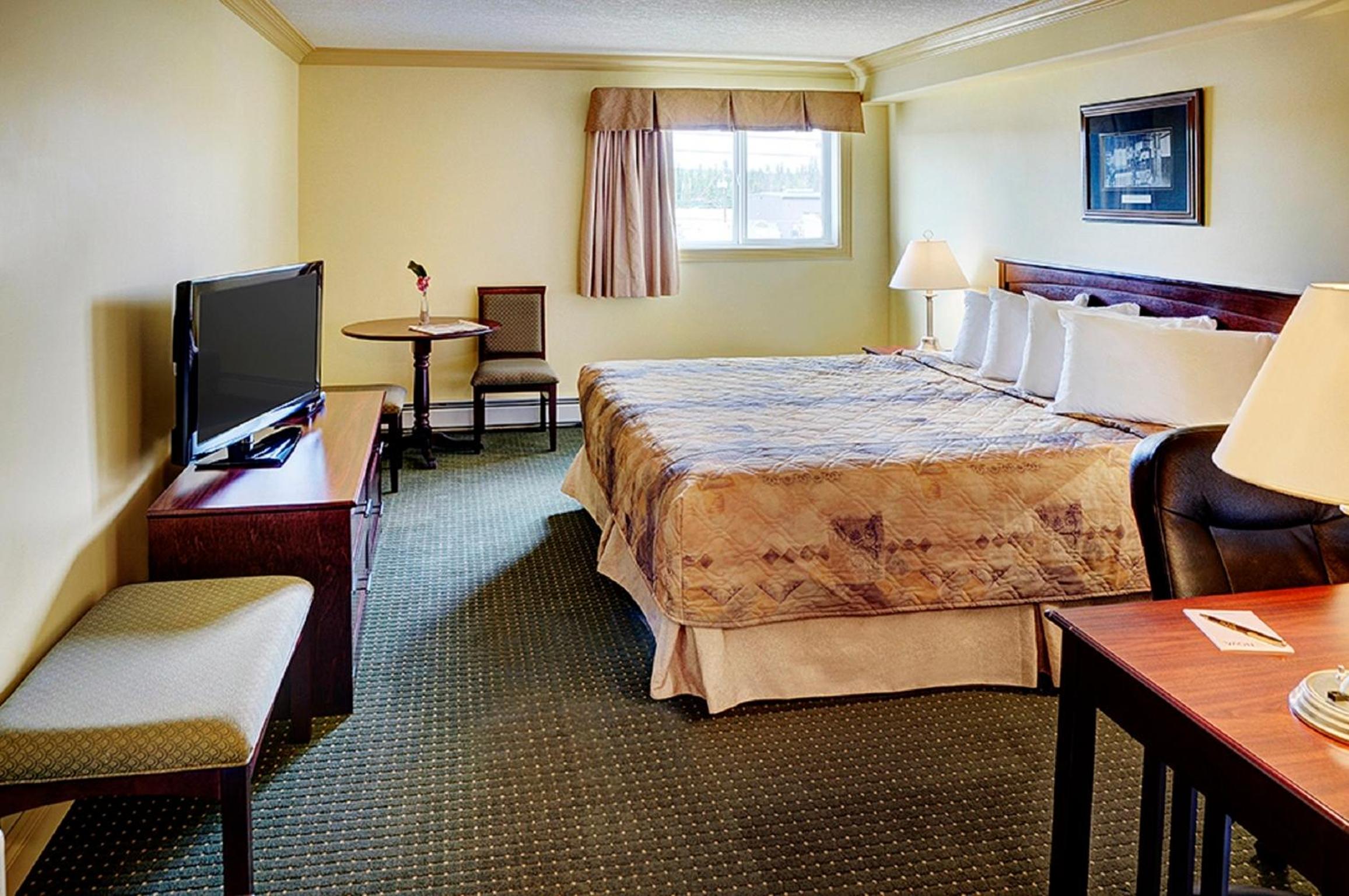 Edson Vacations - Nova Inn Edson - Property Image 2