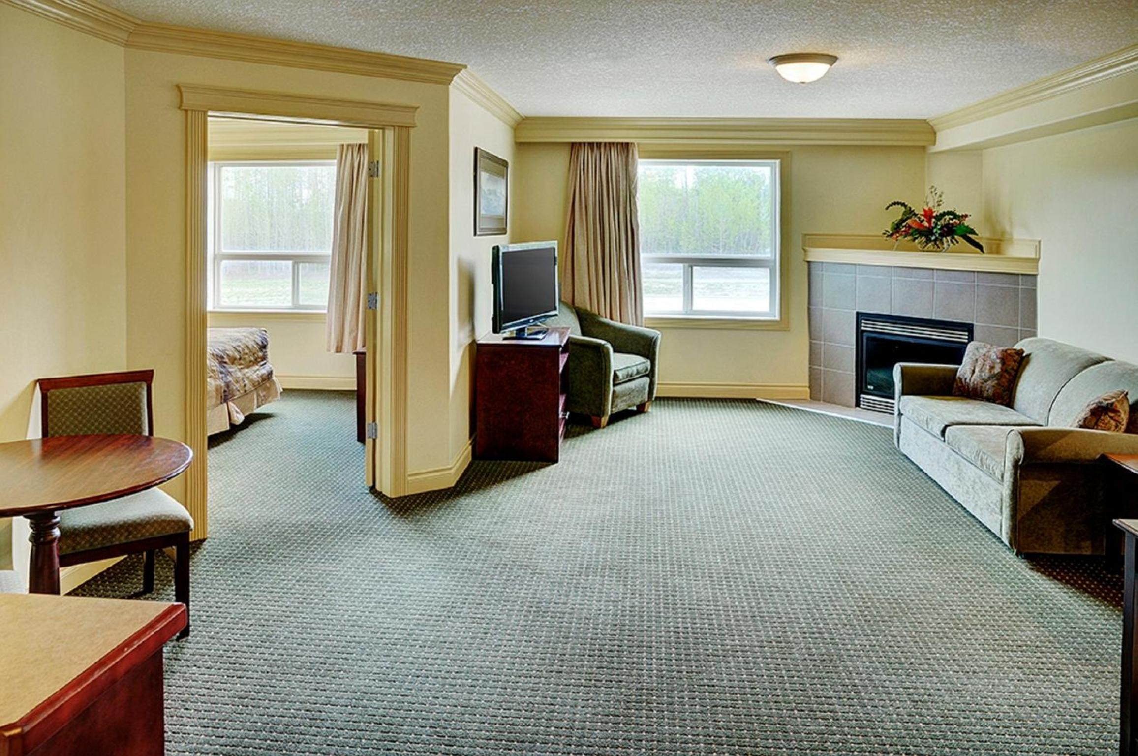 Edson Vacations - Nova Inn Edson - Property Image 7