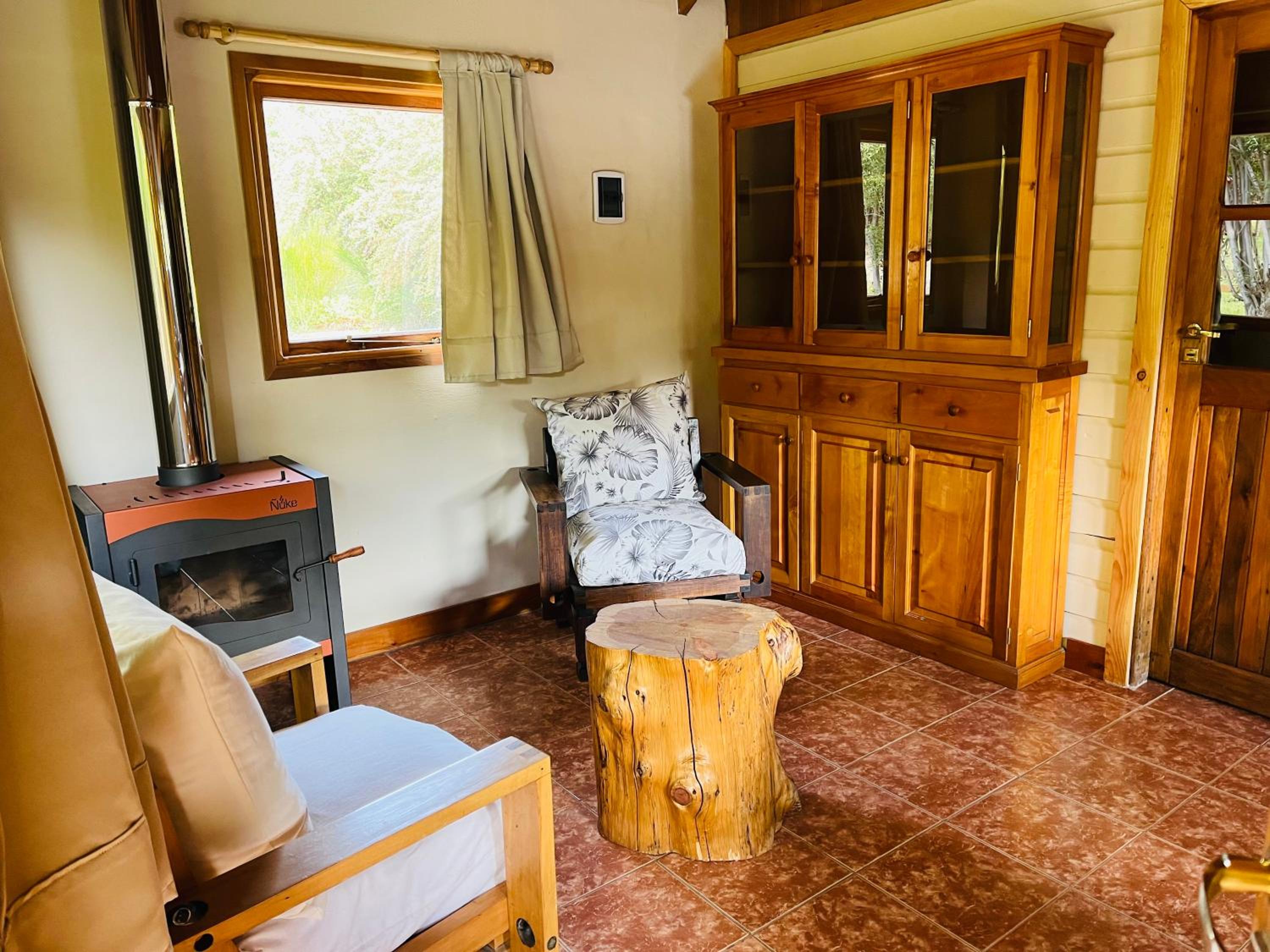 Fly Fishing Cabin, River Coast.