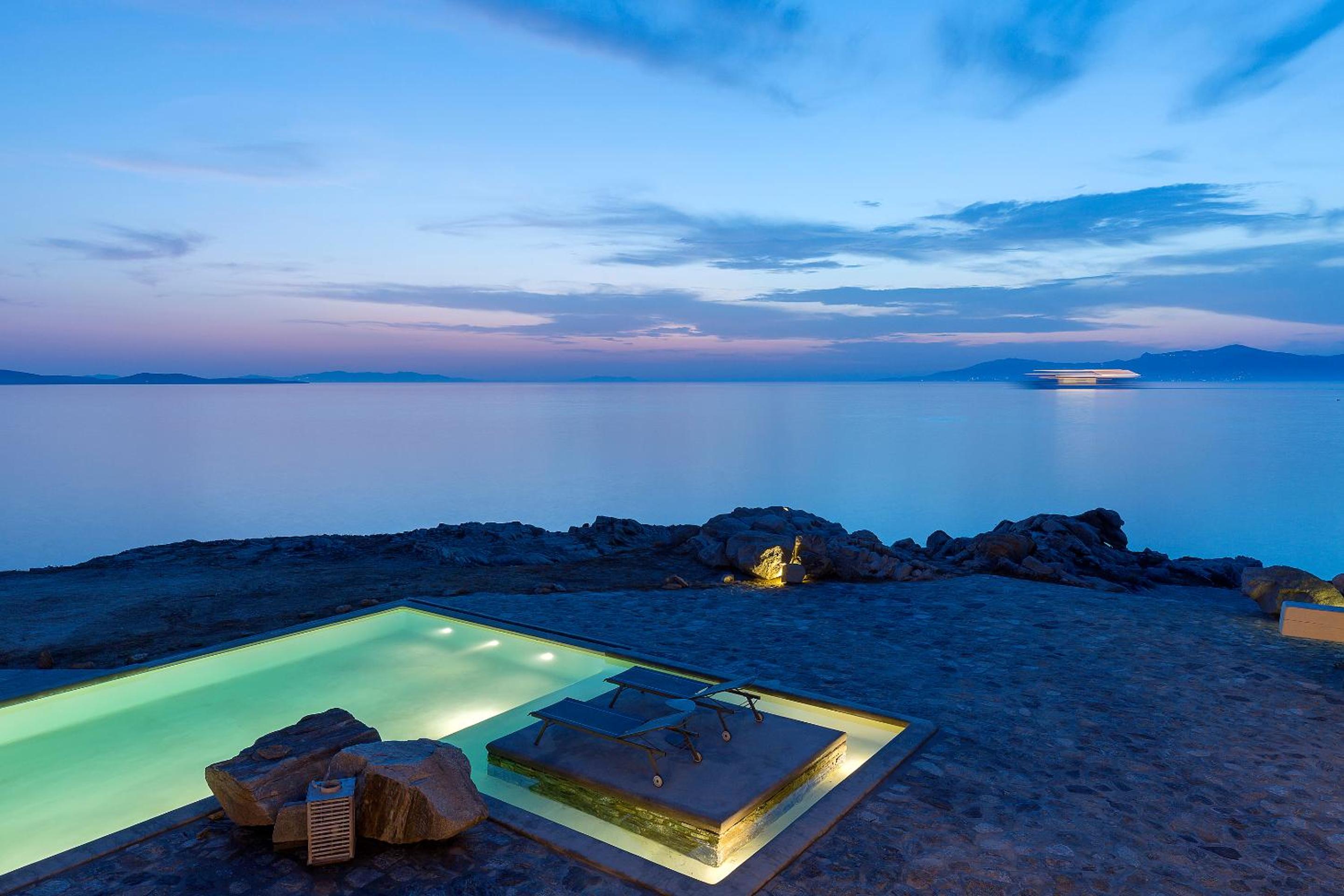 Villa Pergisos Mykonos view 3