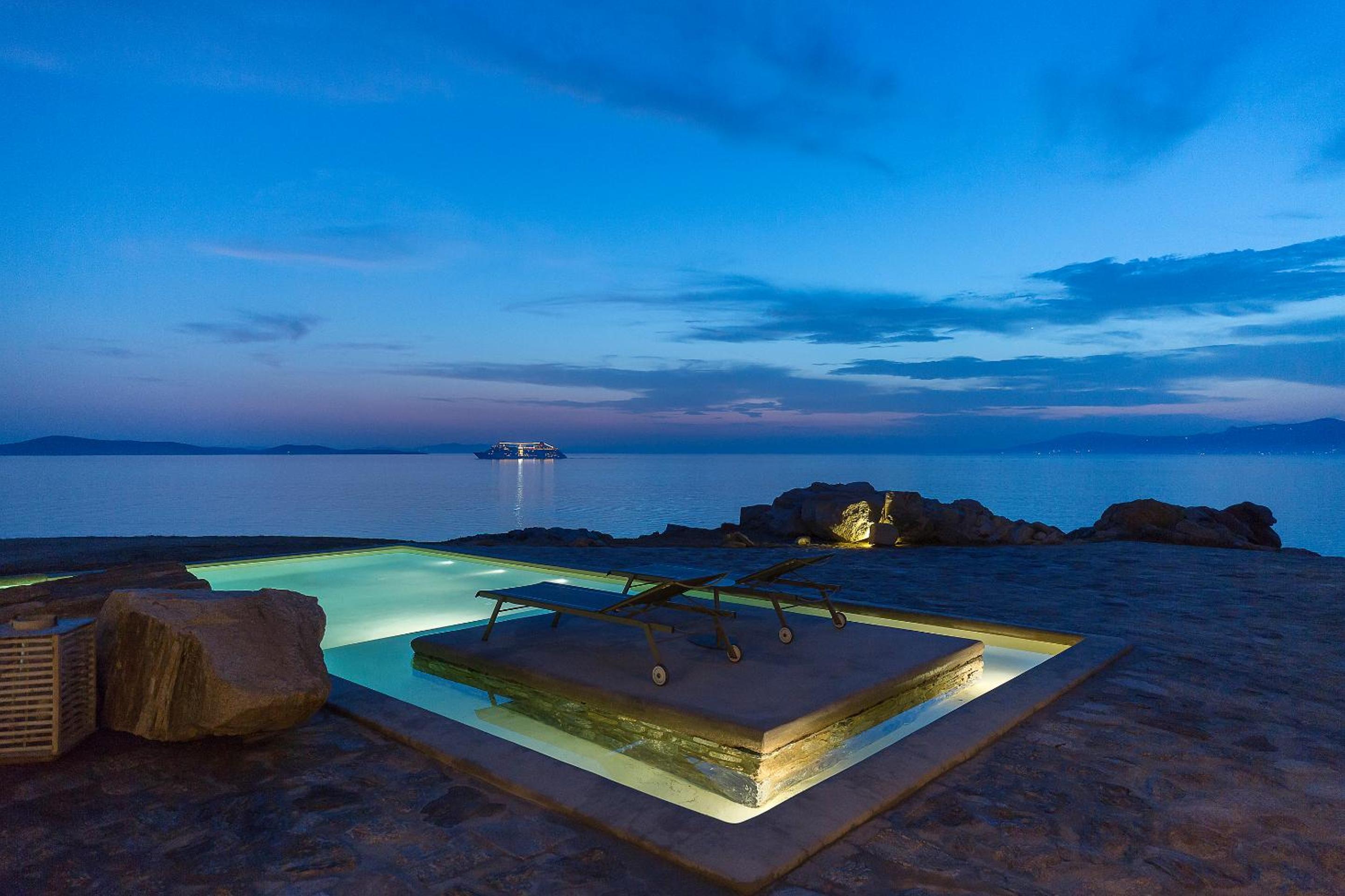 Villa Pergisos Mykonos view 4