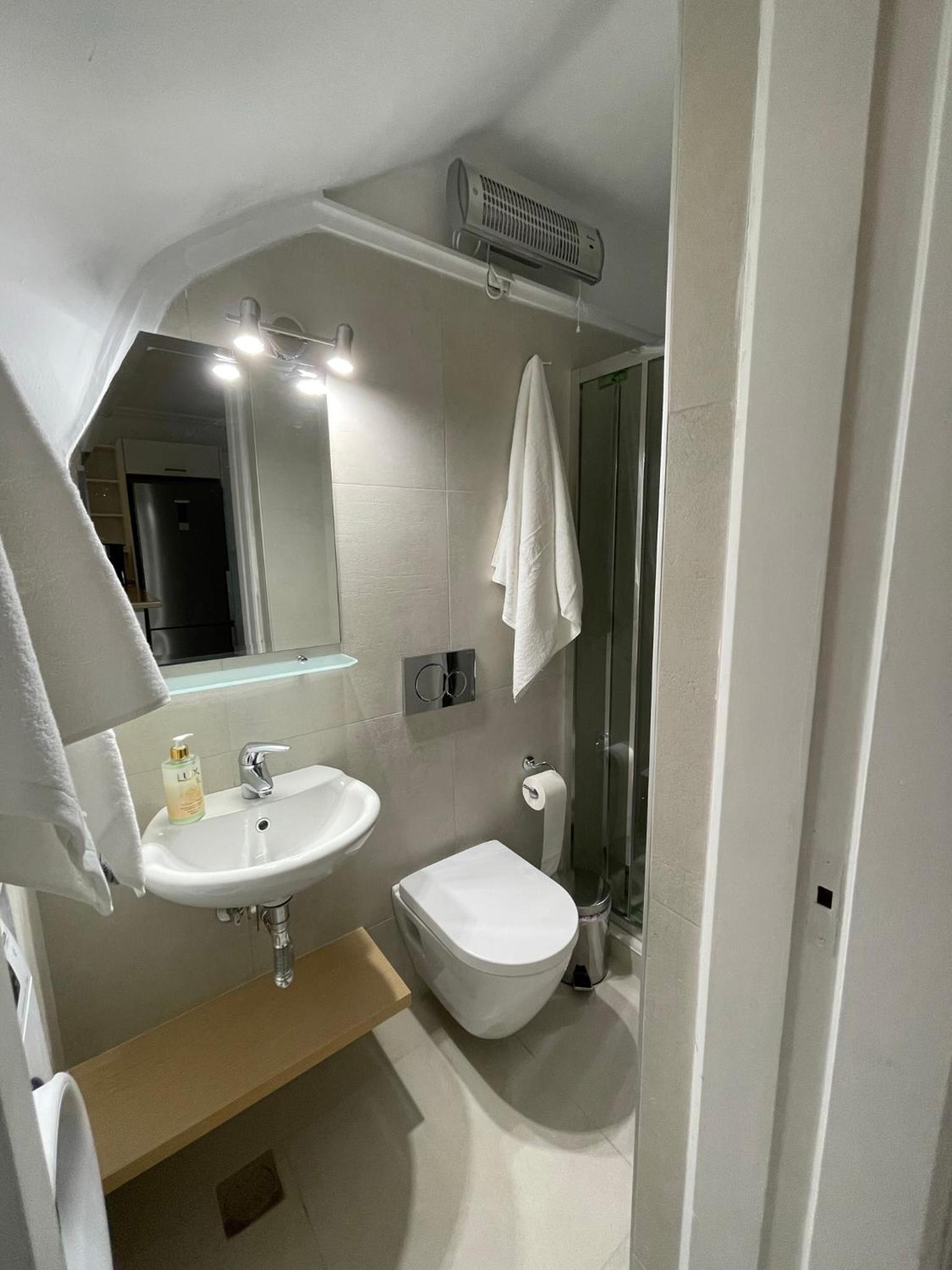 Kalimera Alimos Apartment