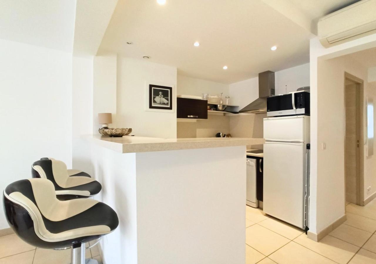 Viva Riviera 2 Bedrooms 2 Bathrooms Rue Florian view 5