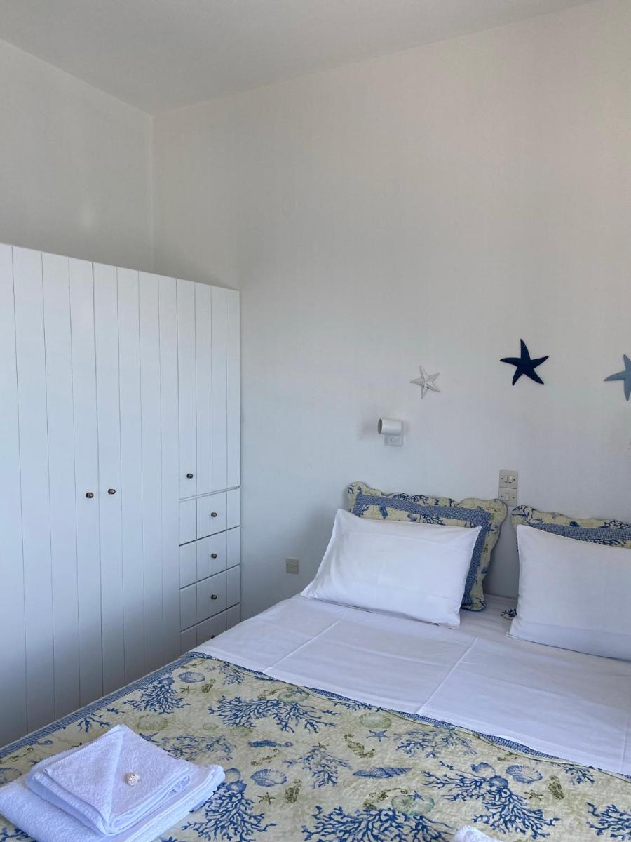 Cavos Studio by the Sea (West) photo 3