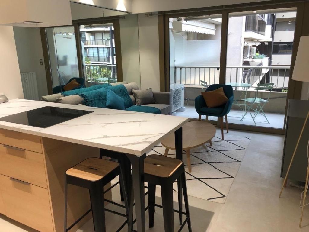 Majestic Apartment view 4