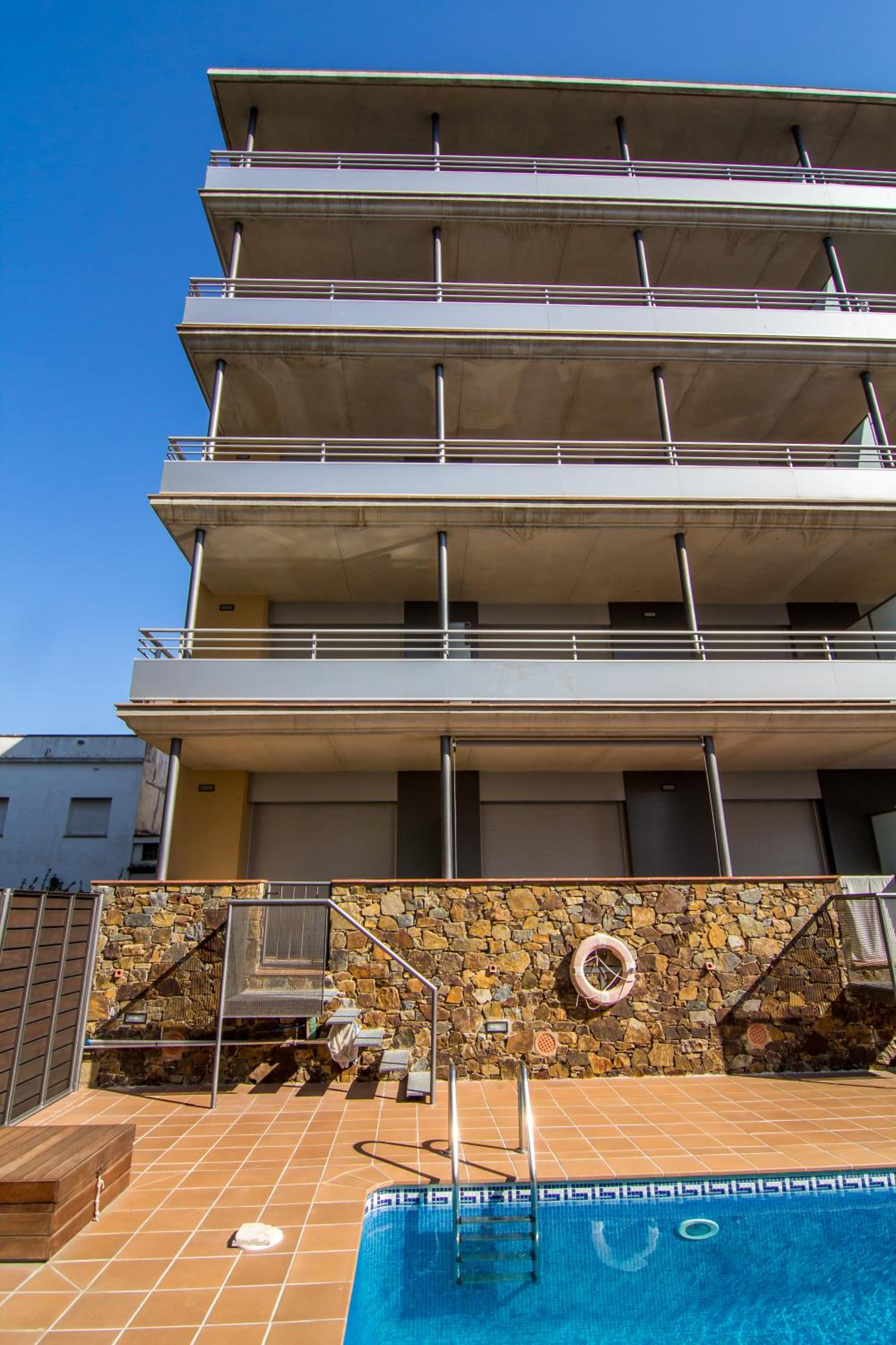 Agi Torre Quimeta Apartments