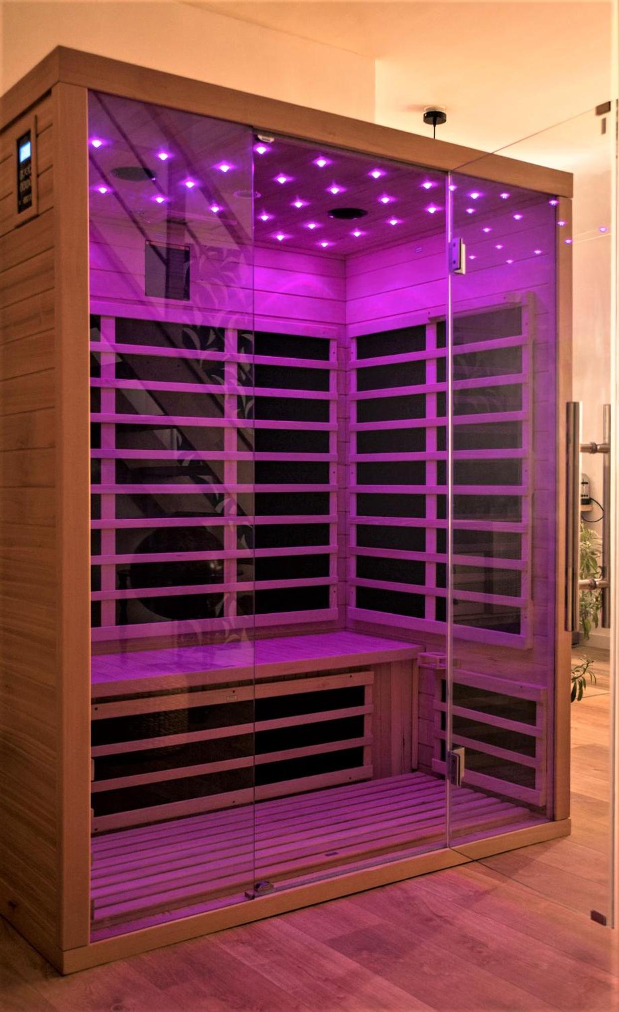 F2 avec sauna, vue d'exception place de la mairie view 5