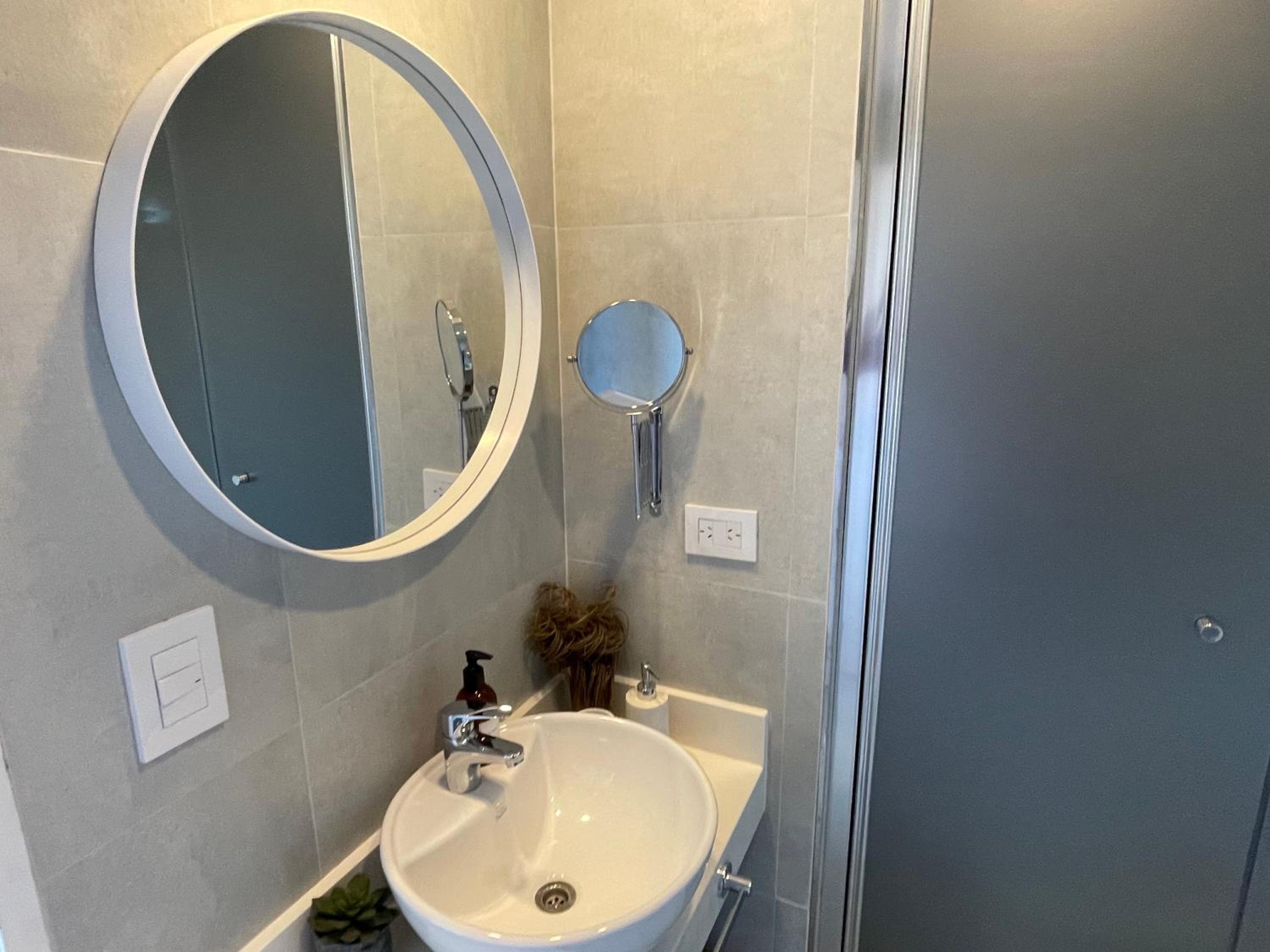 Charming studio in San Telmo downtown Bs As 2 pax 7A view 4