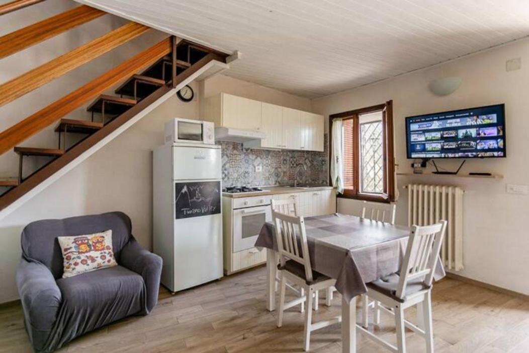 Casa con terrazzo vista Lago - LAKEHOLIDAY IT