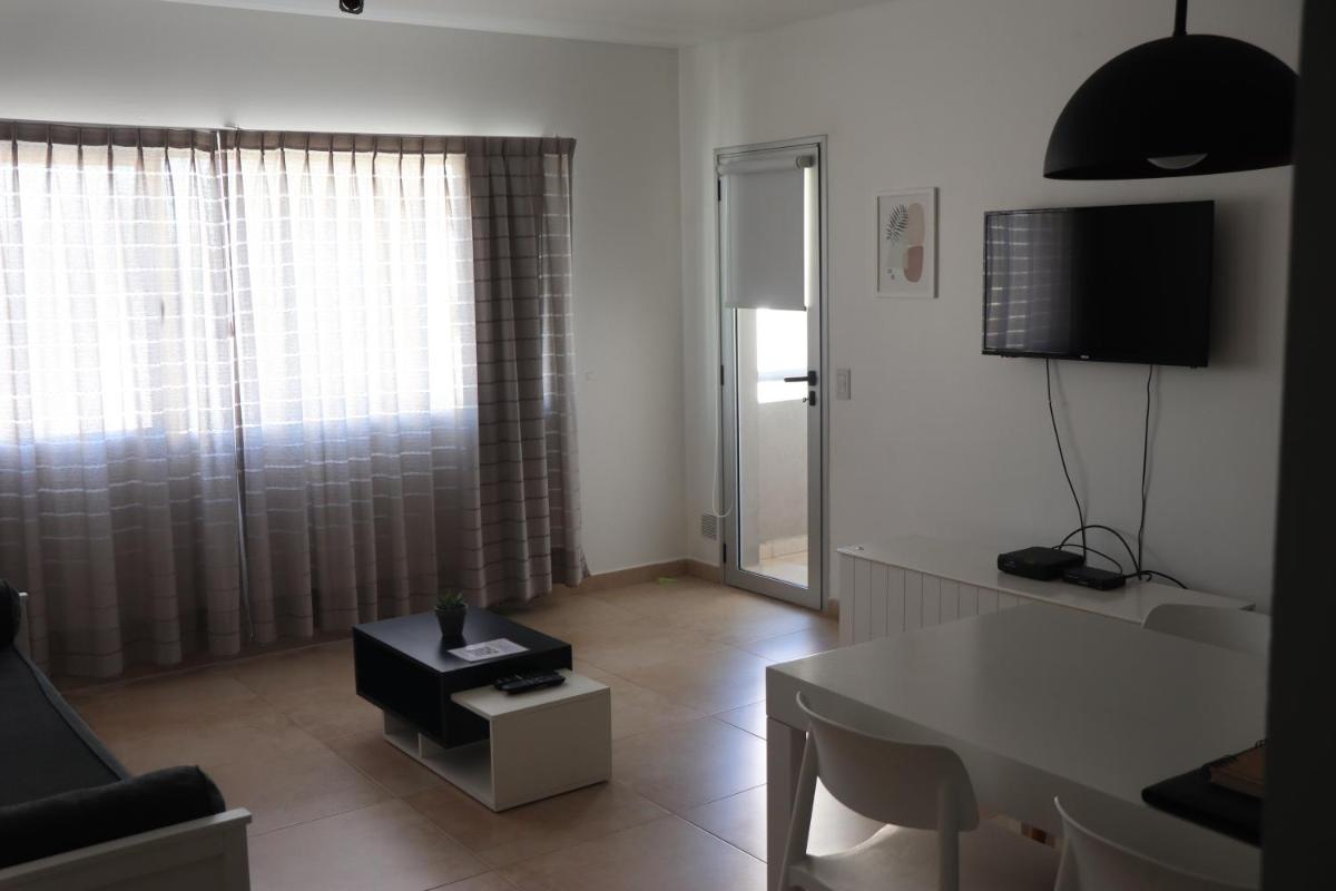 Hotel Z TOWER Centro y Playa - Image 1