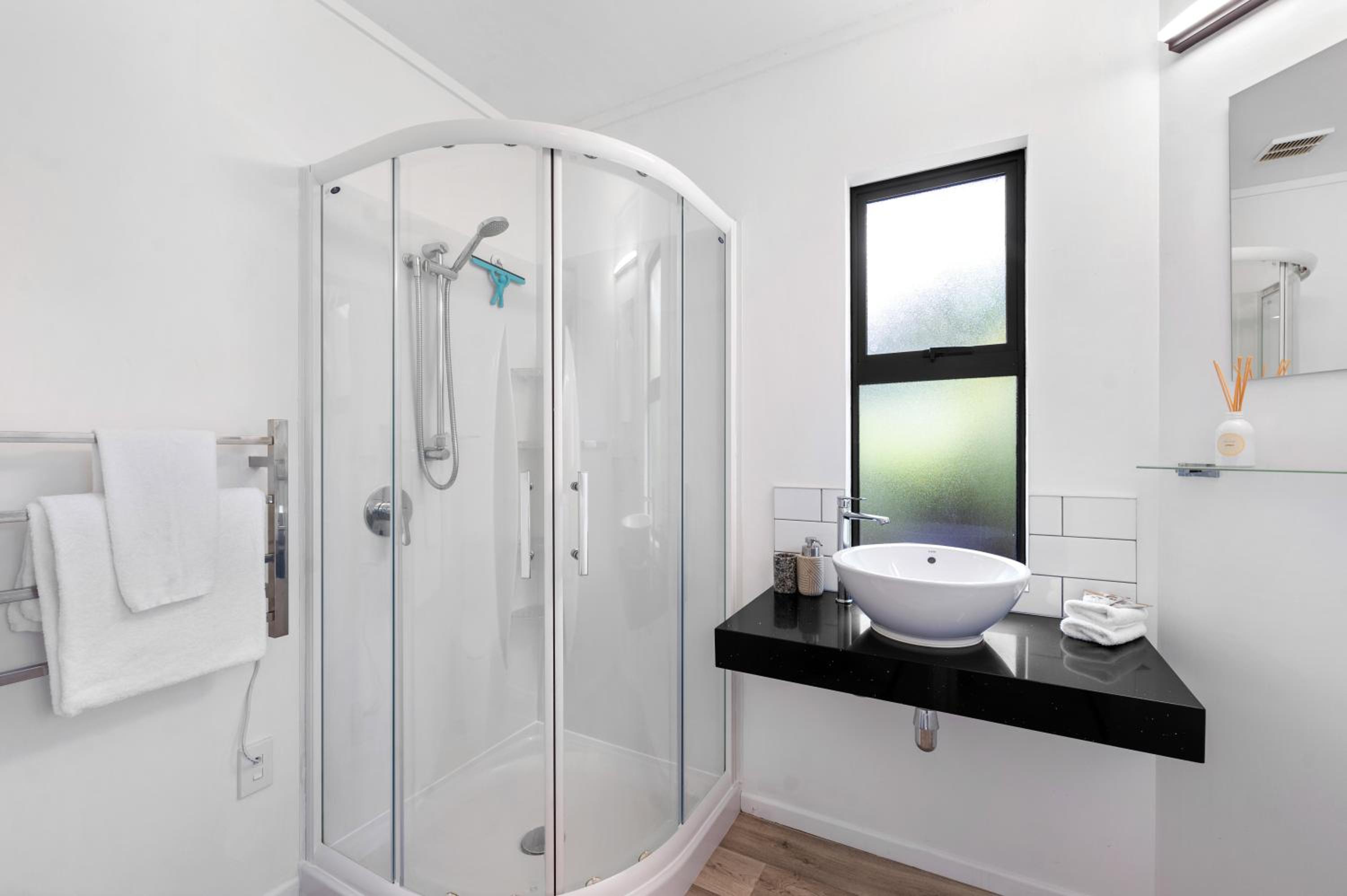 Acacia Heights - Garden Cottage - Taupo