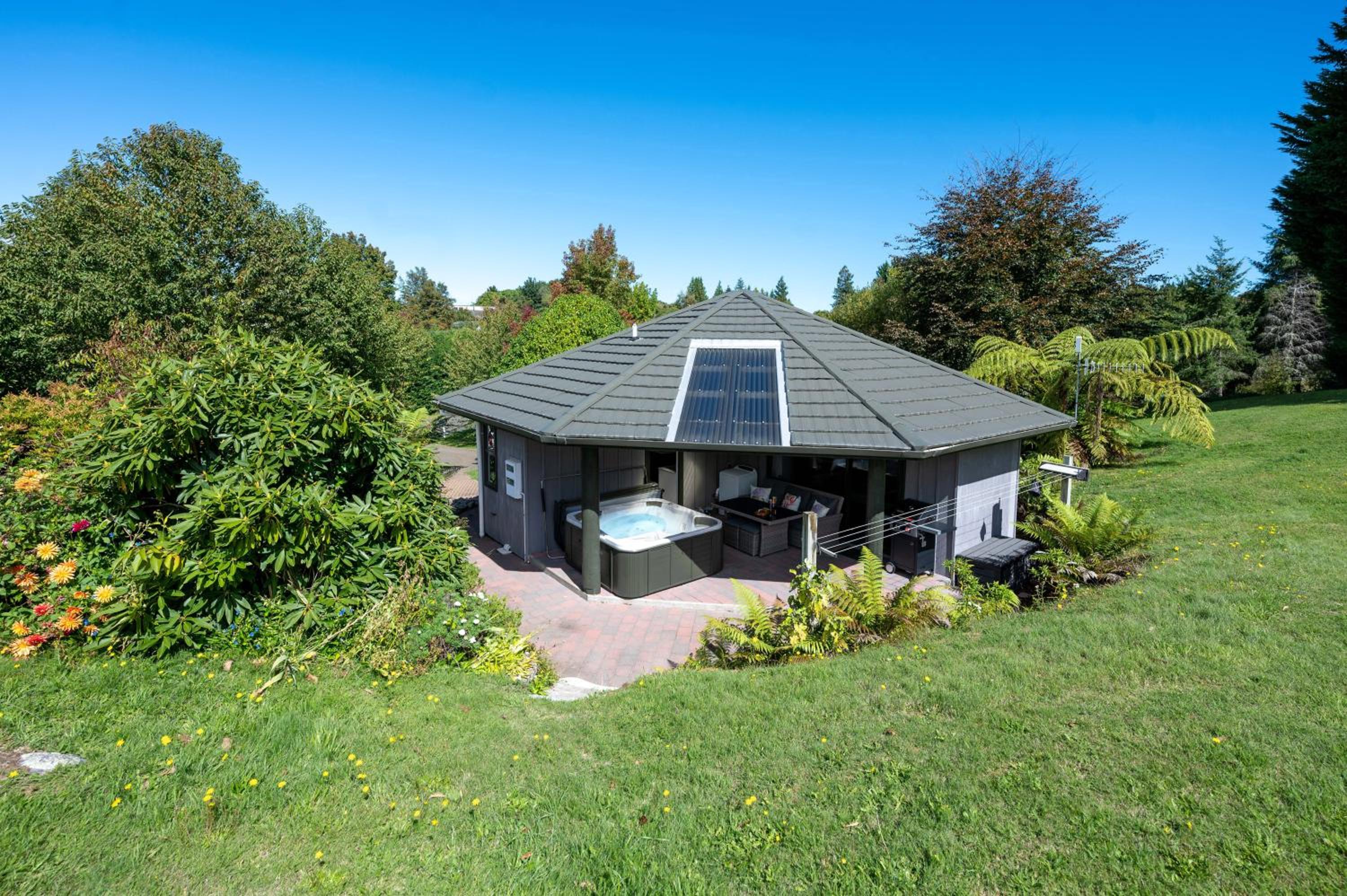 Acacia Heights - Garden Cottage - Taupo