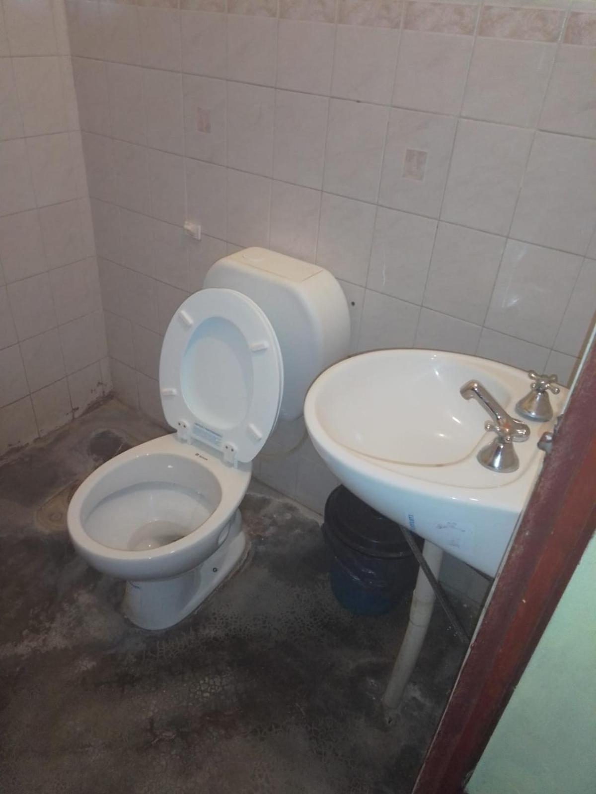 HOSTAL LUPITA