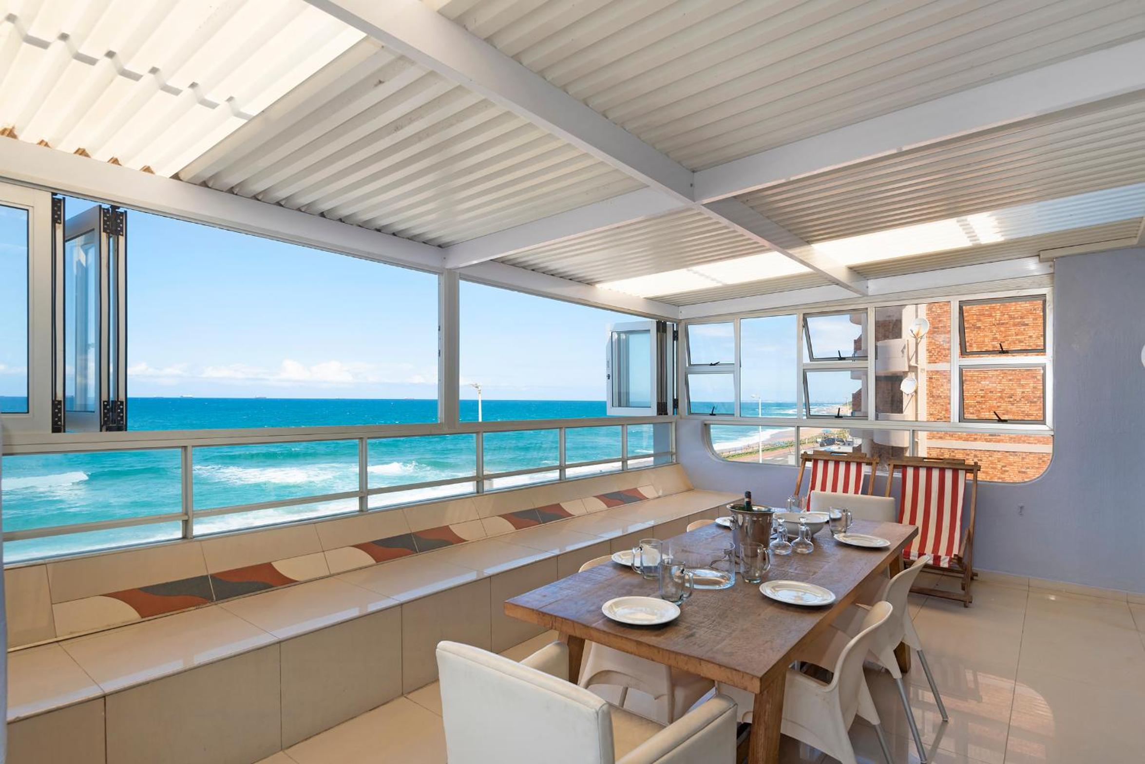 Petfriendly, Umdloti Beachfront Escape view 2