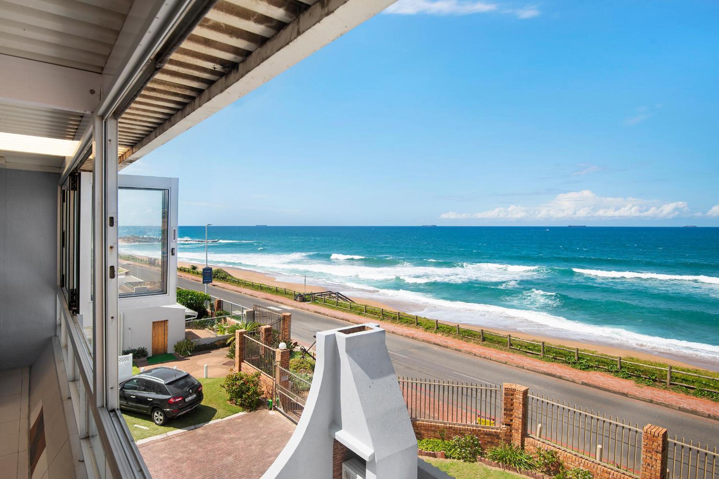 Petfriendly, Umdloti Beachfront Escape view 3