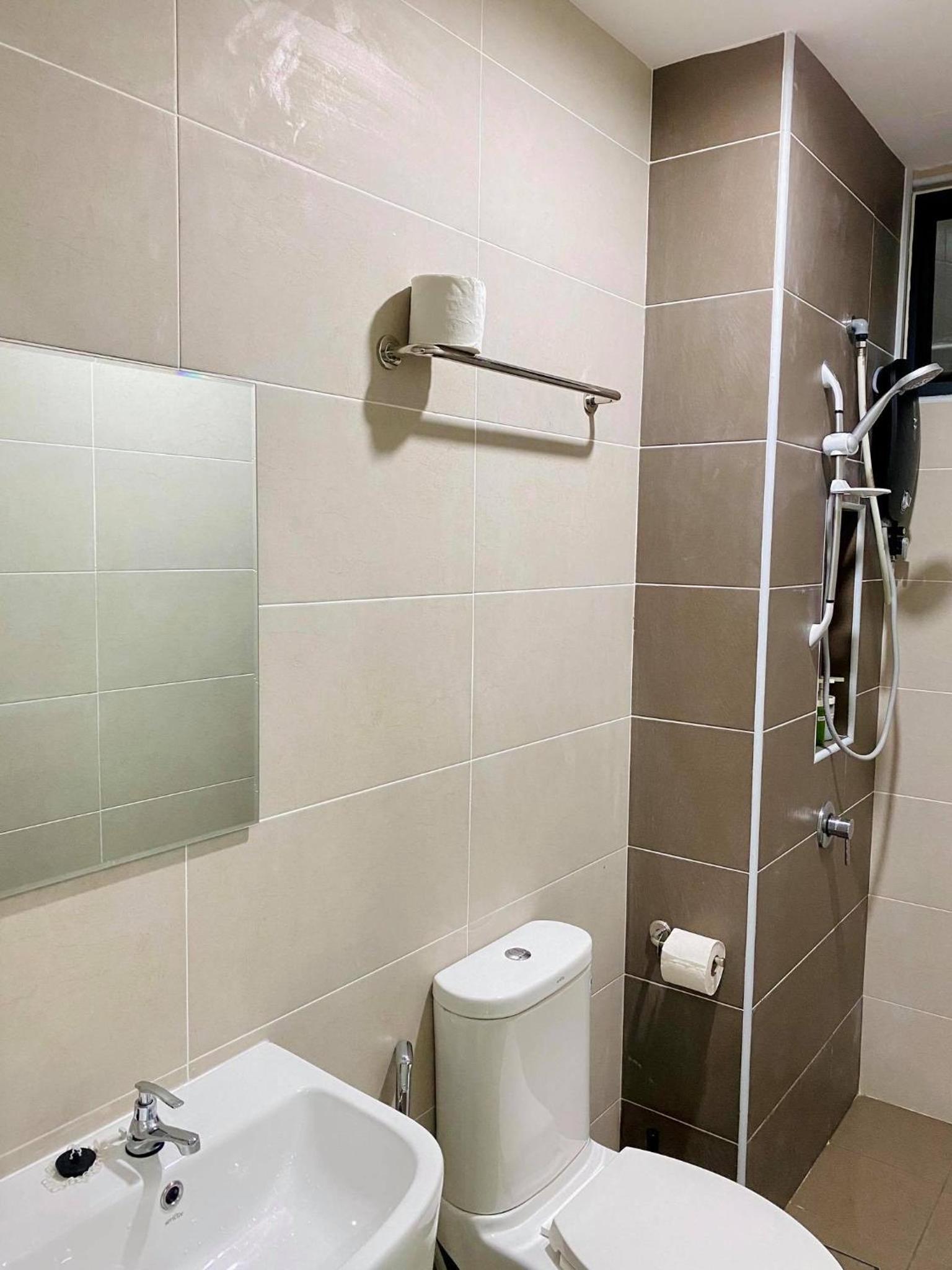 Quiet & Cosy place (River side) Midvalley (5mins!) Marina Residence