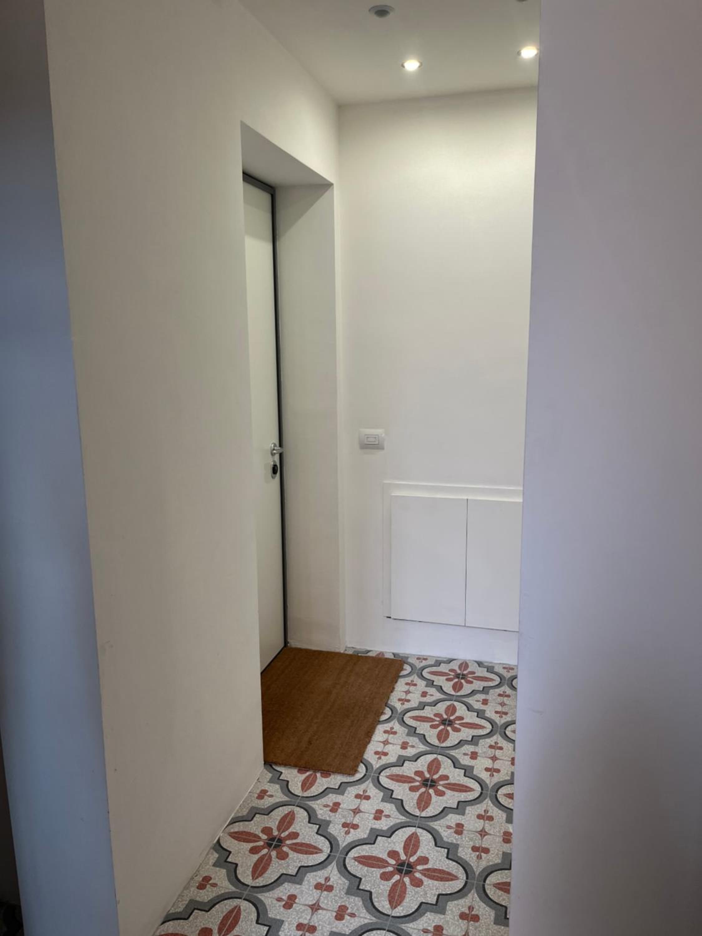 The Small White House In Milan
