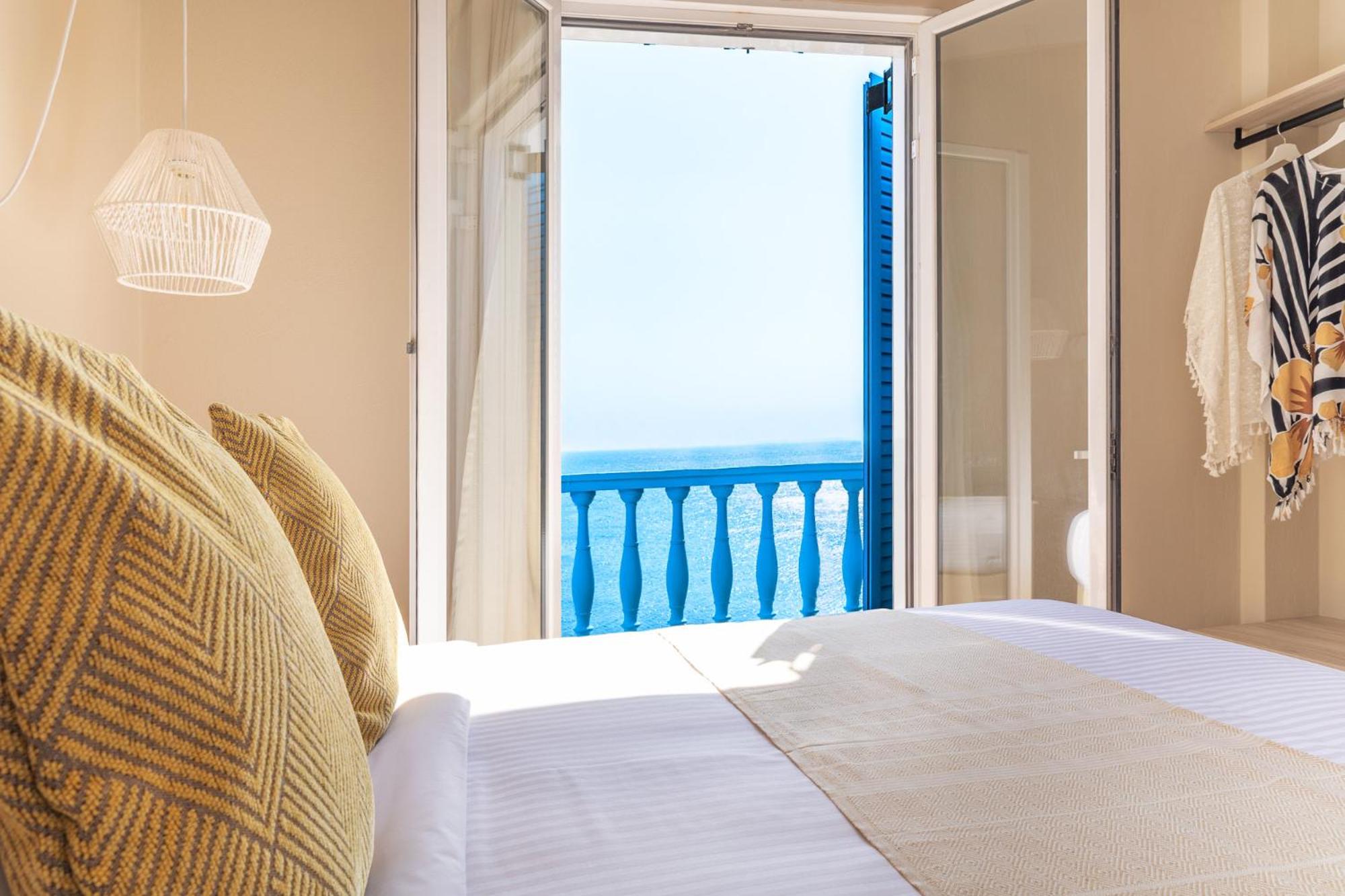 Apanemo Seaside en Batsi — bedroom