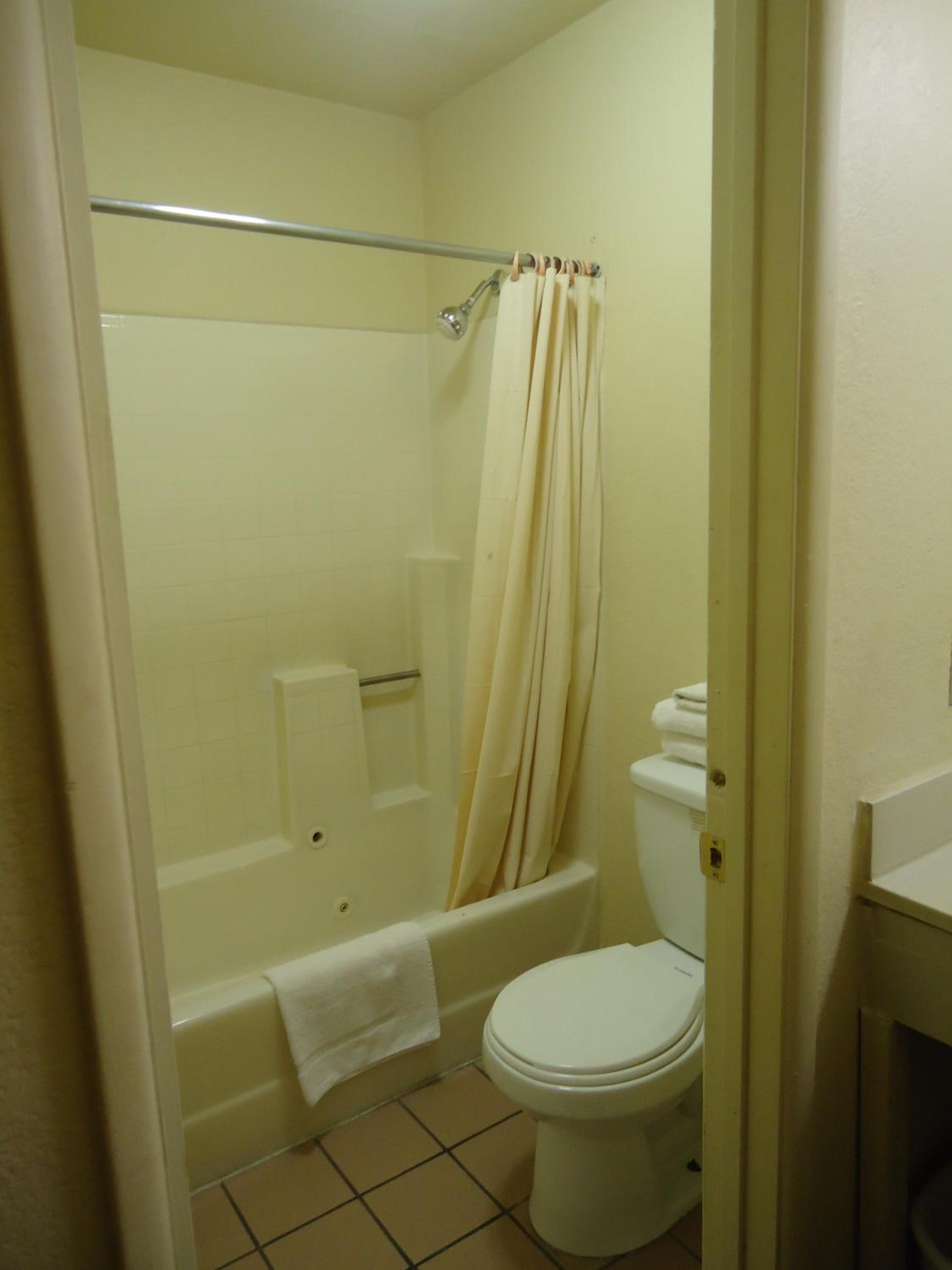 Economy Inn, Billede 6